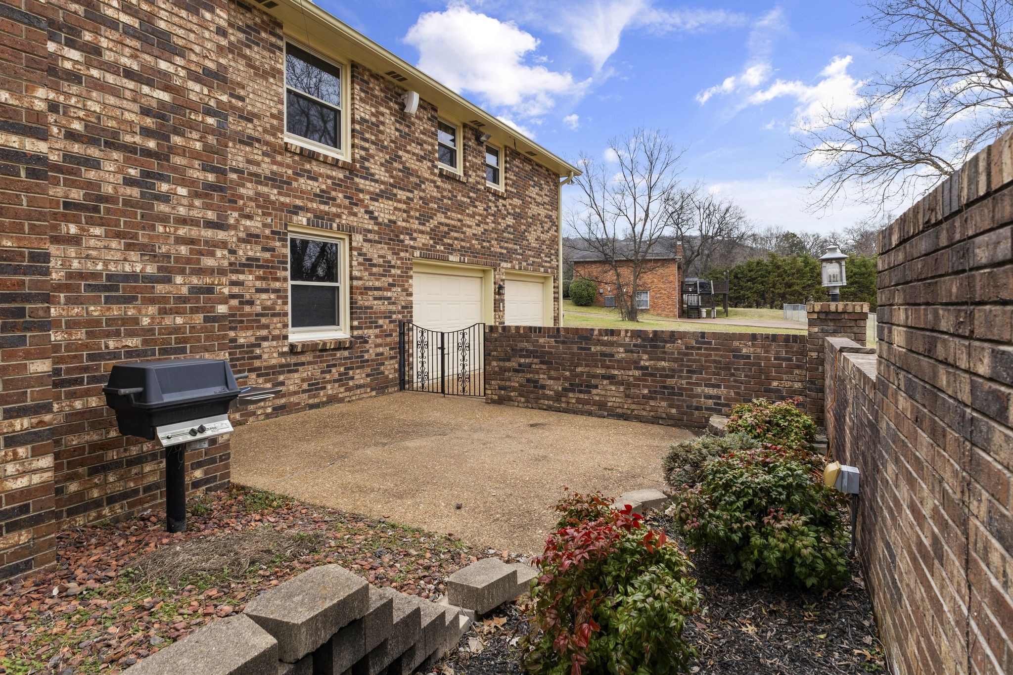 5053 Marc Dr