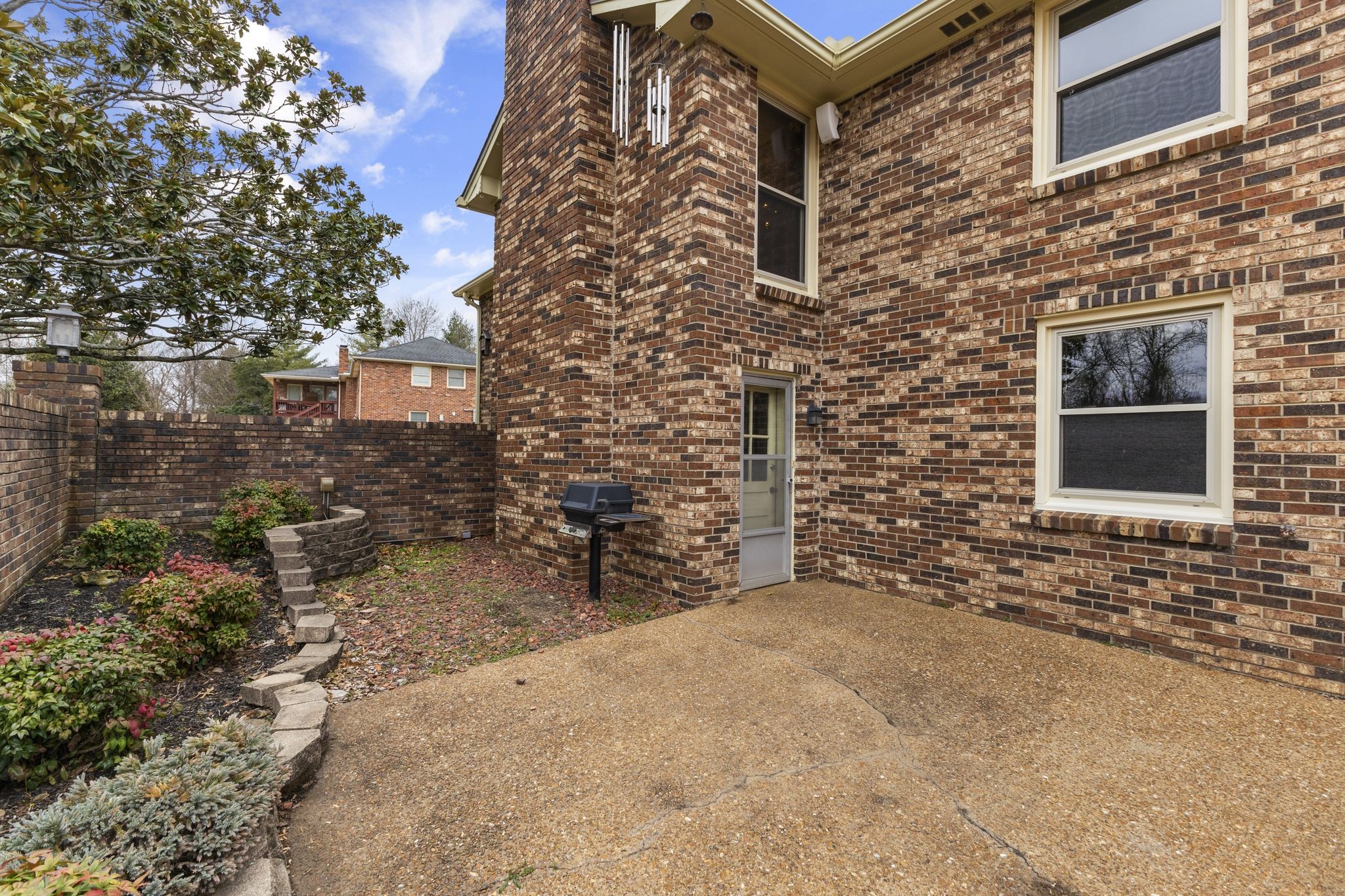 5053 Marc Dr