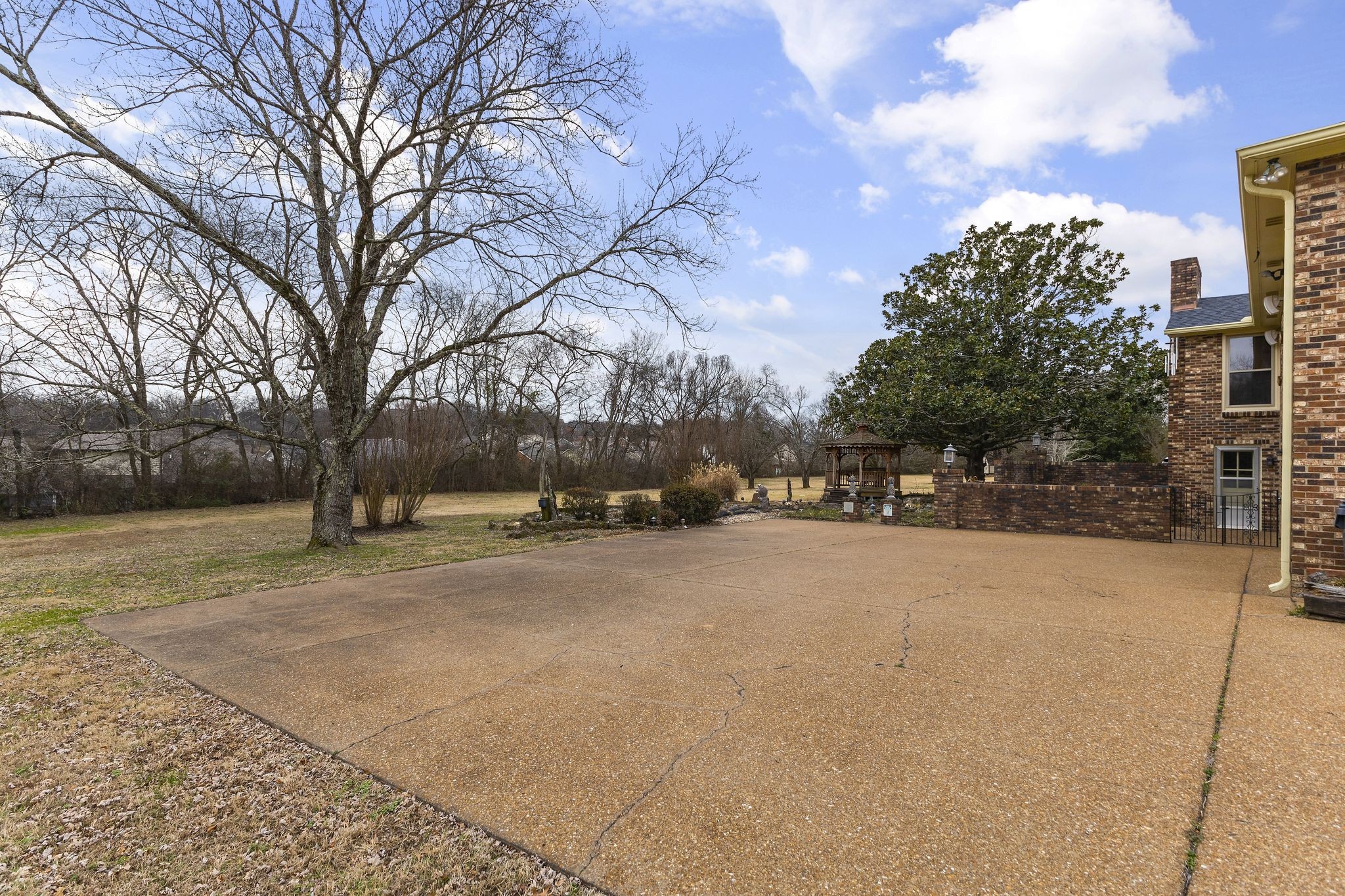 5053 Marc Dr