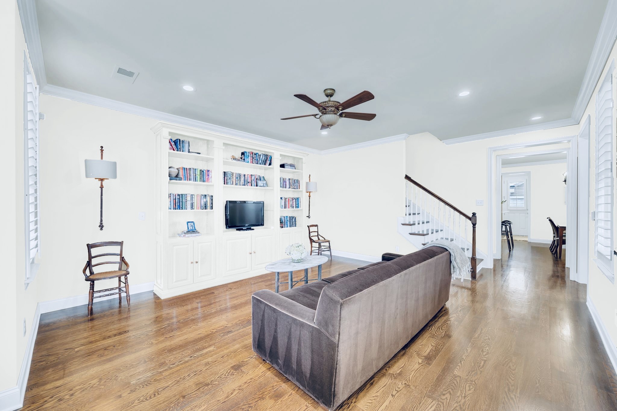 310 Byron Way