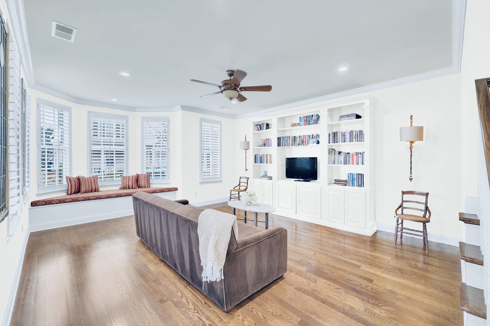 310 Byron Way