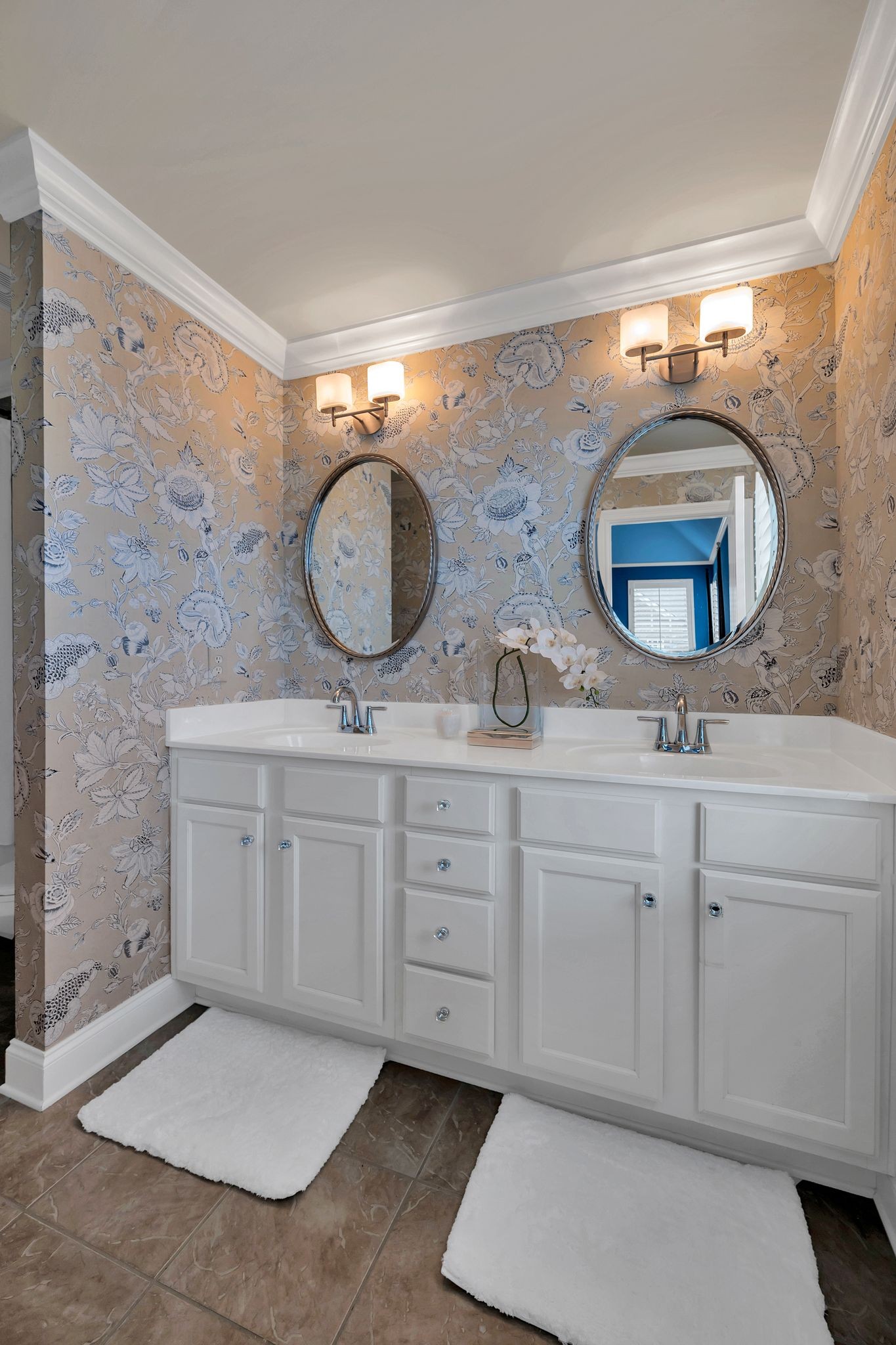 310 Byron Way