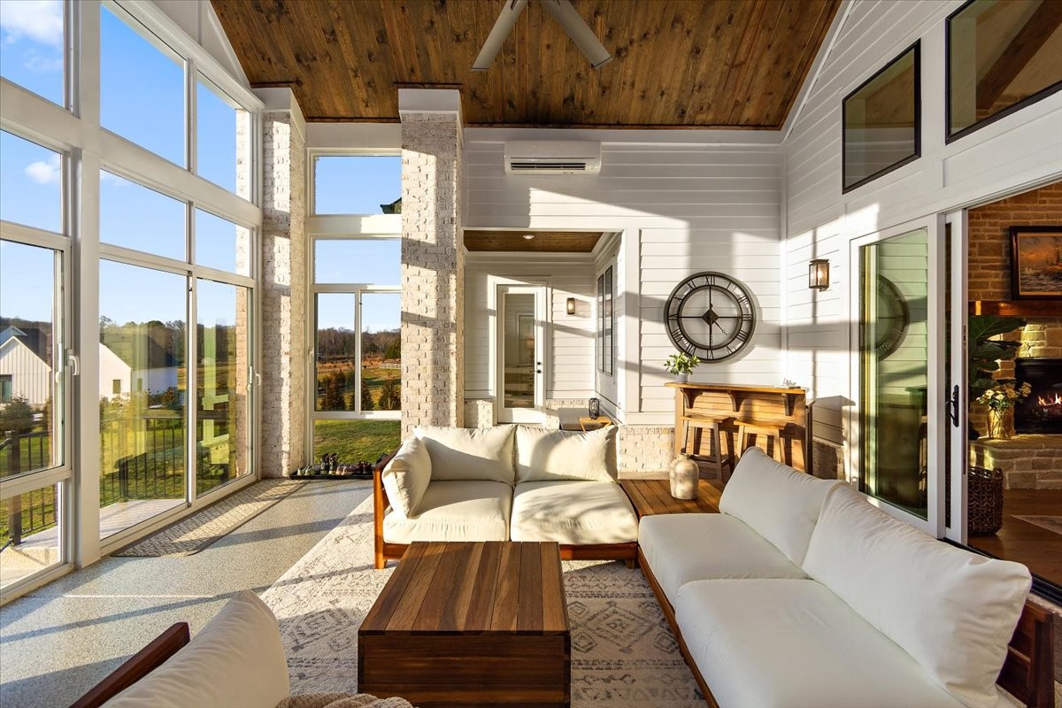 2280 Lewisburg Pike