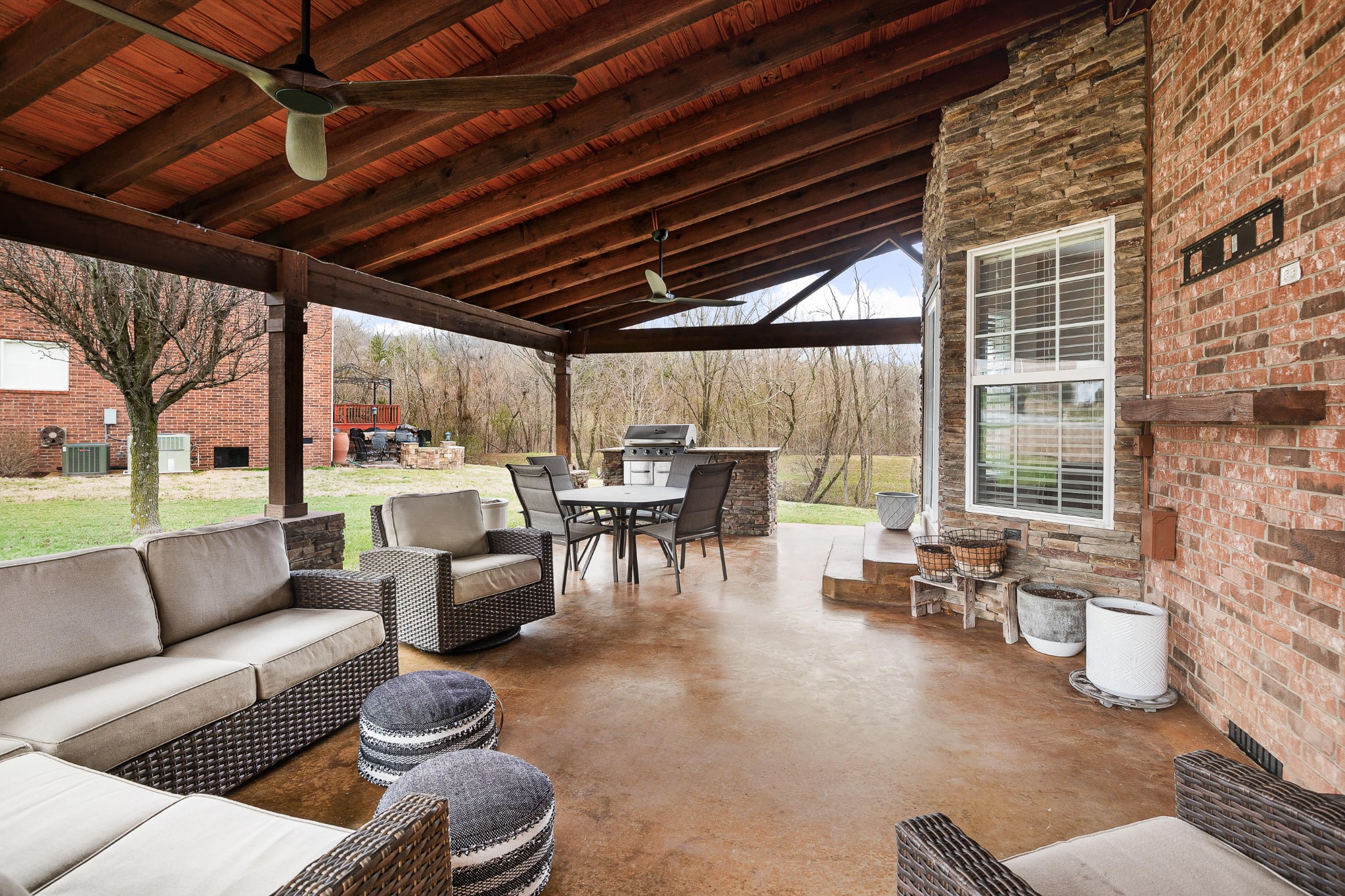 1748 Liberty Pike