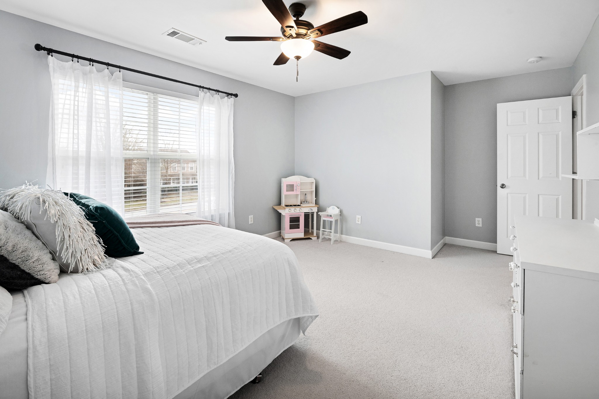 1748 Liberty Pike