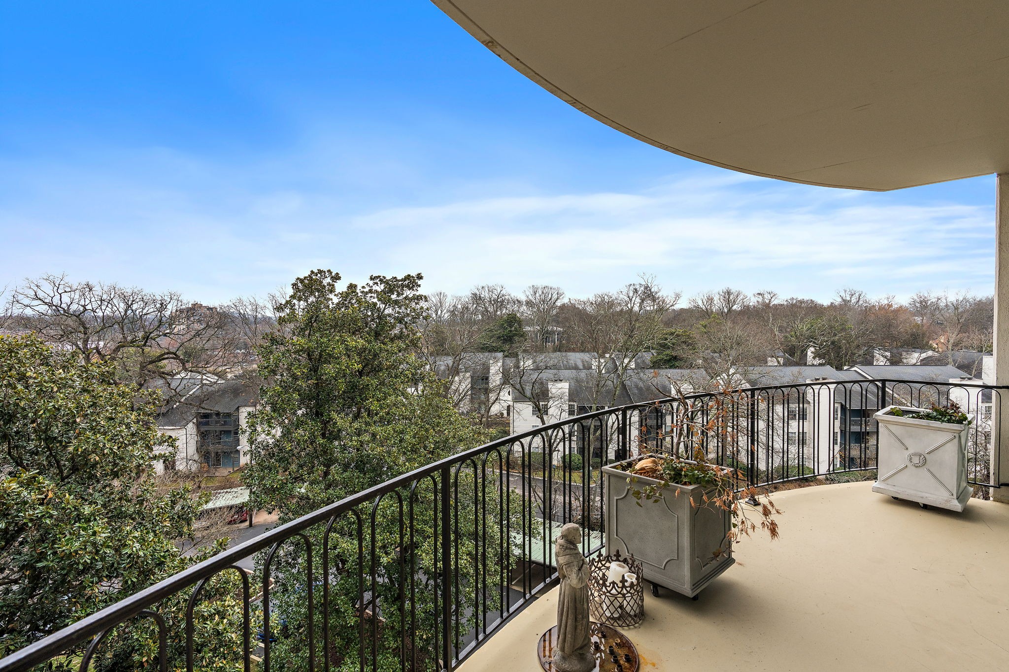 4215 Harding Pike Unit: 609