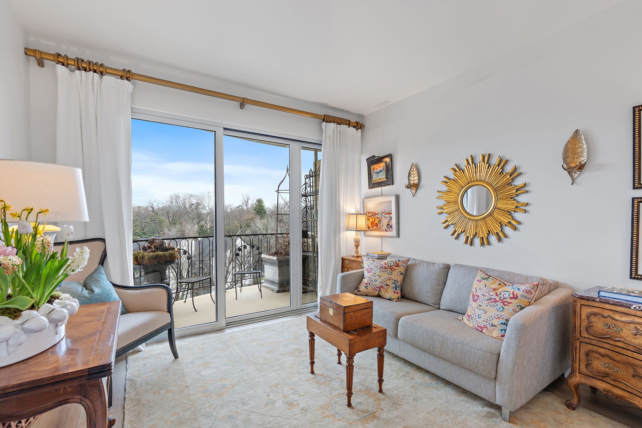 4215 Harding Pike Unit: 609