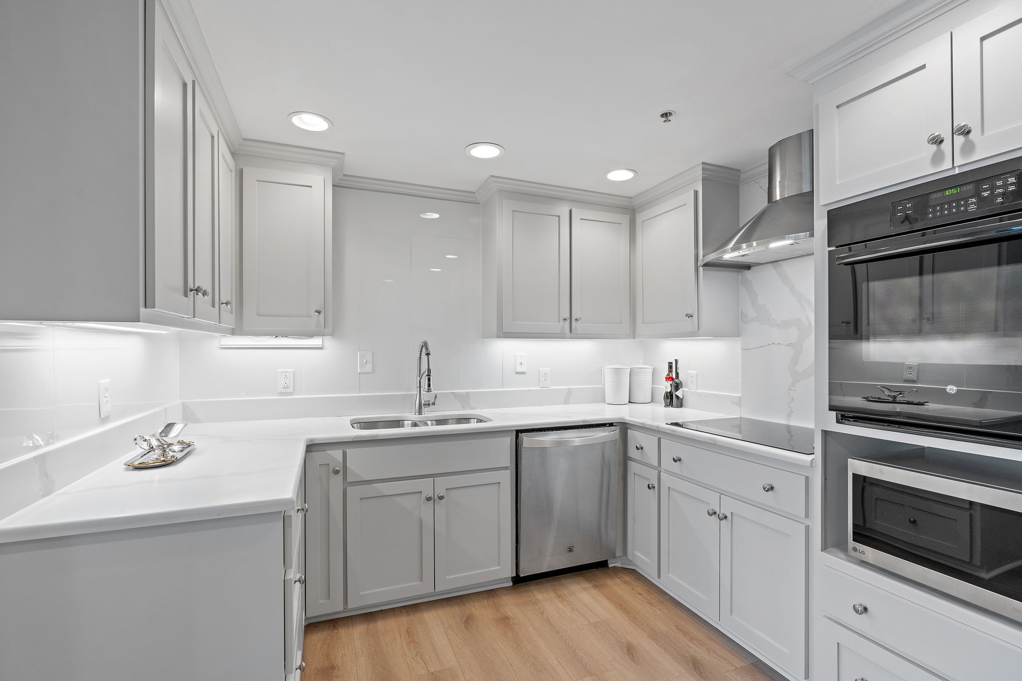 4215 Harding Pike Unit: 609