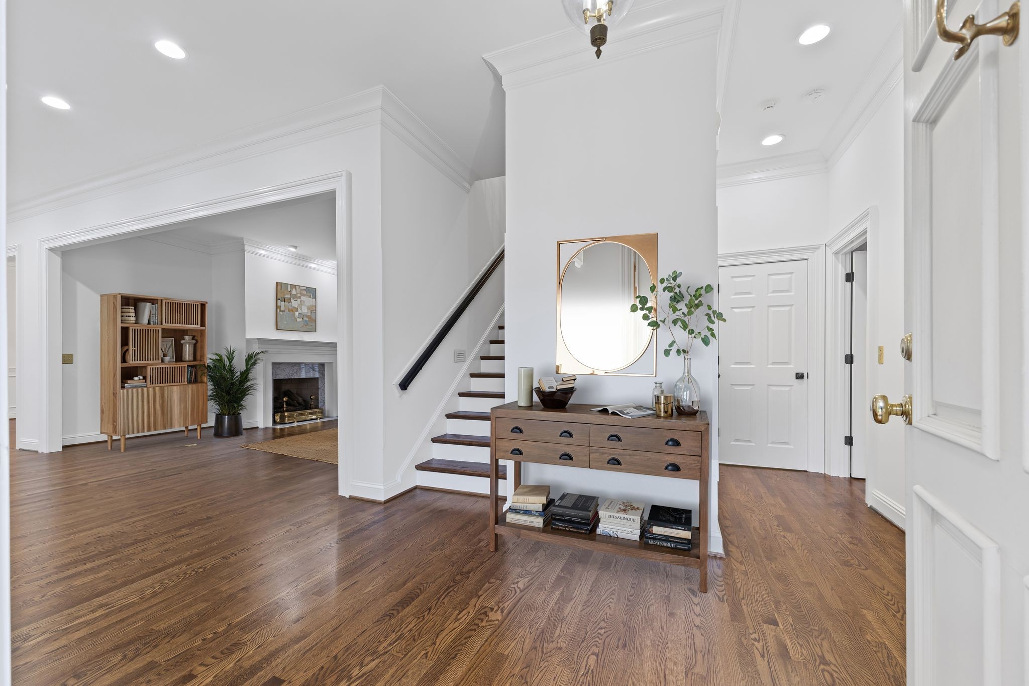 709 Overton Park