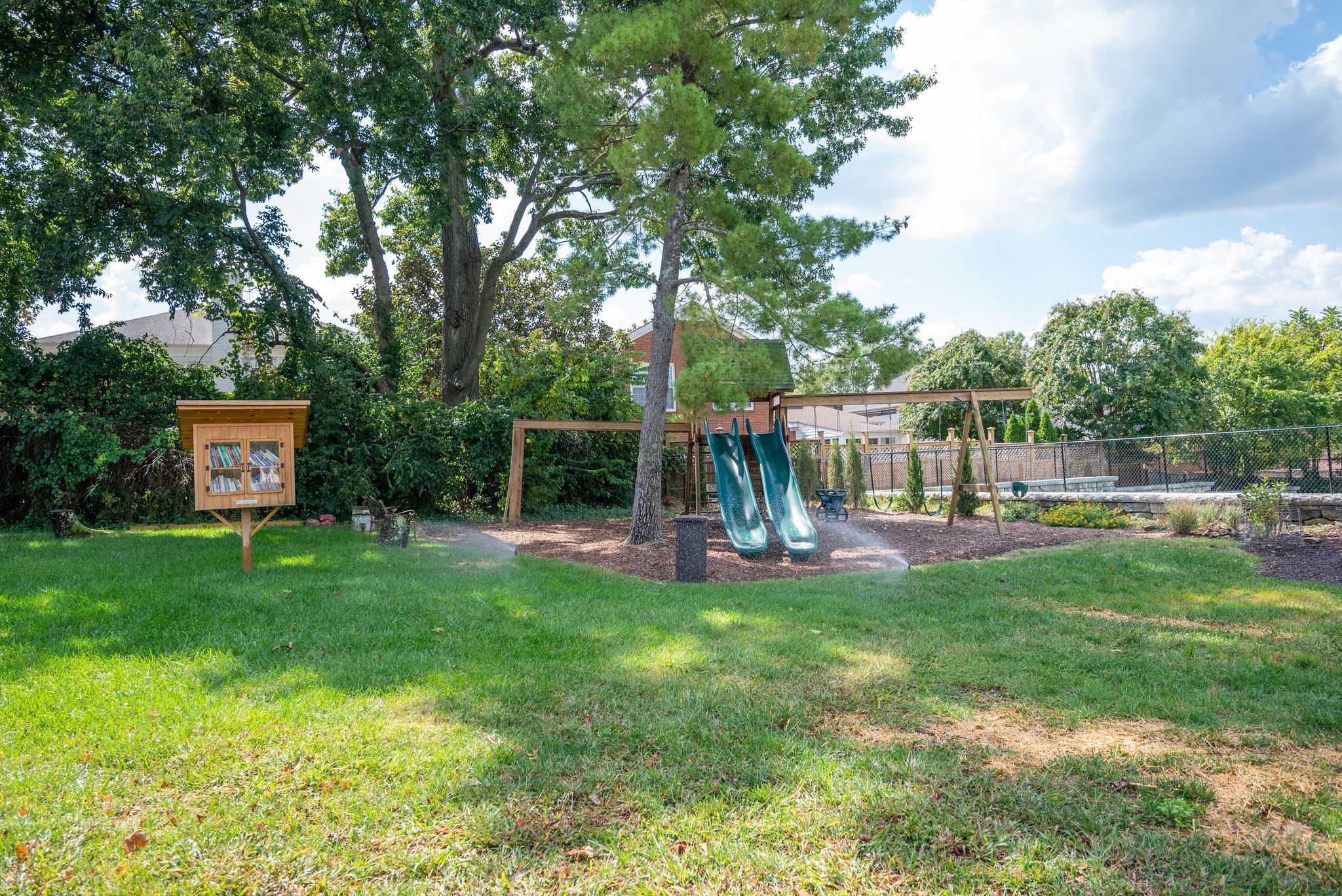 709 Overton Park