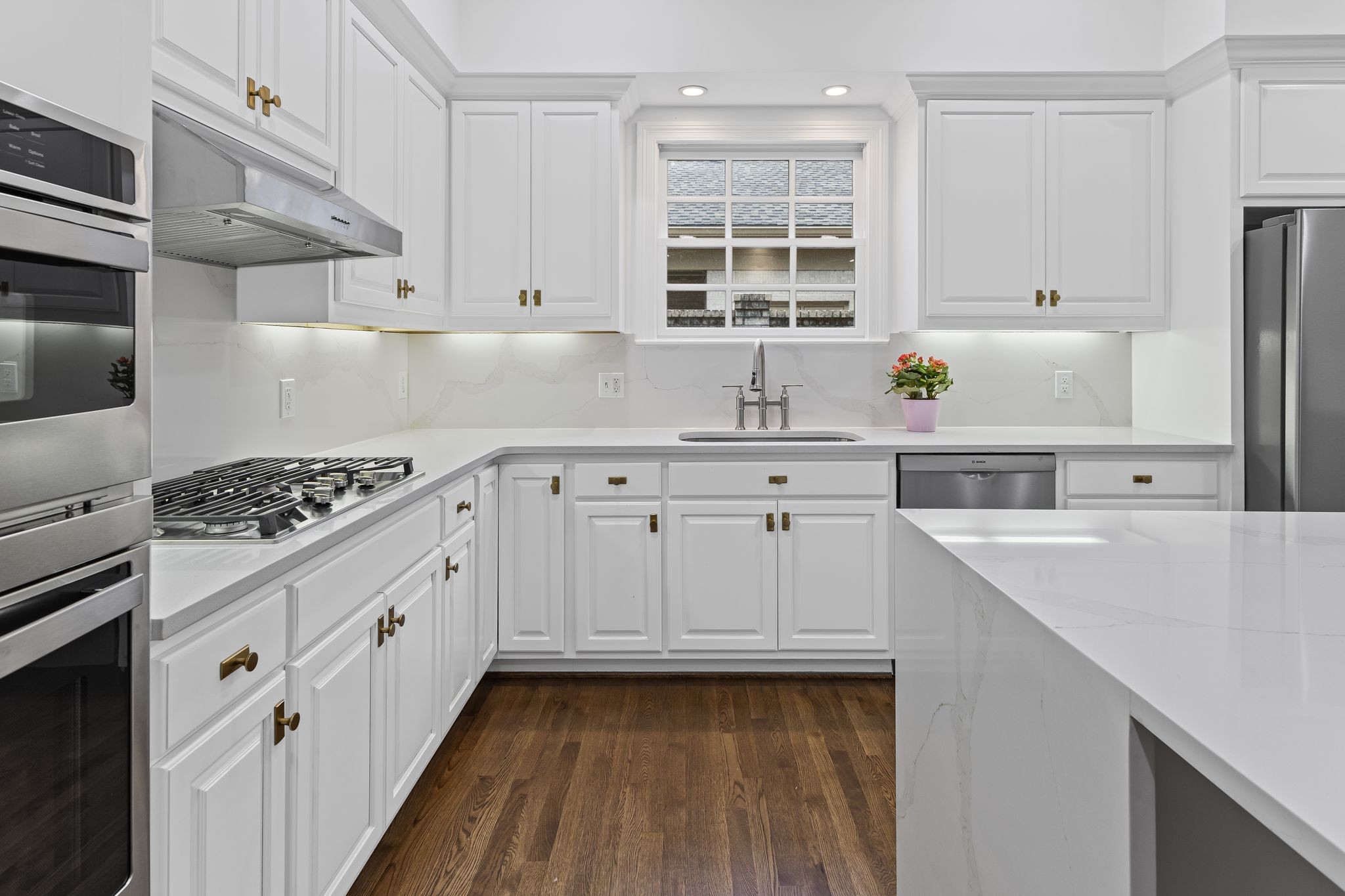 709 Overton Park