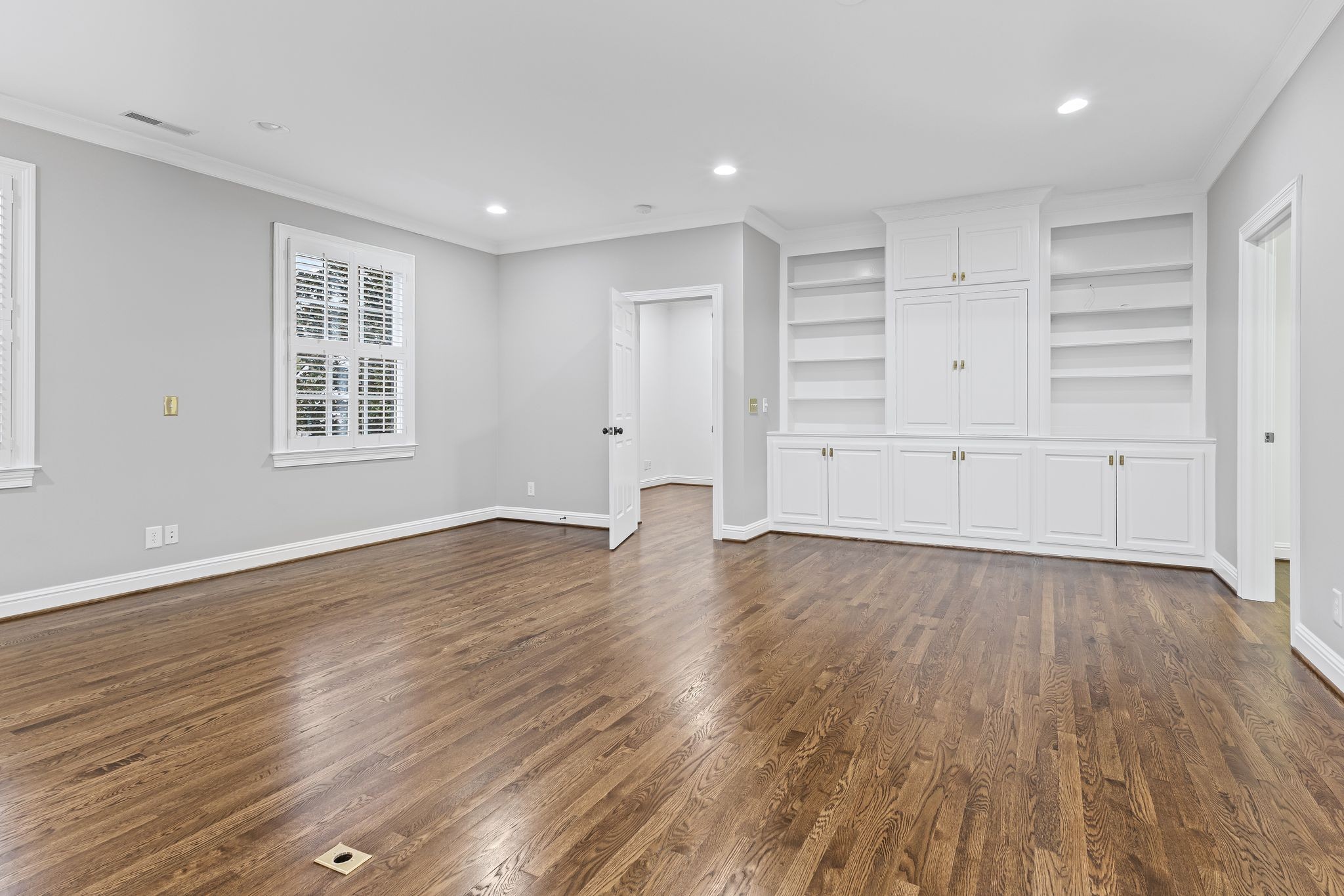 709 Overton Park