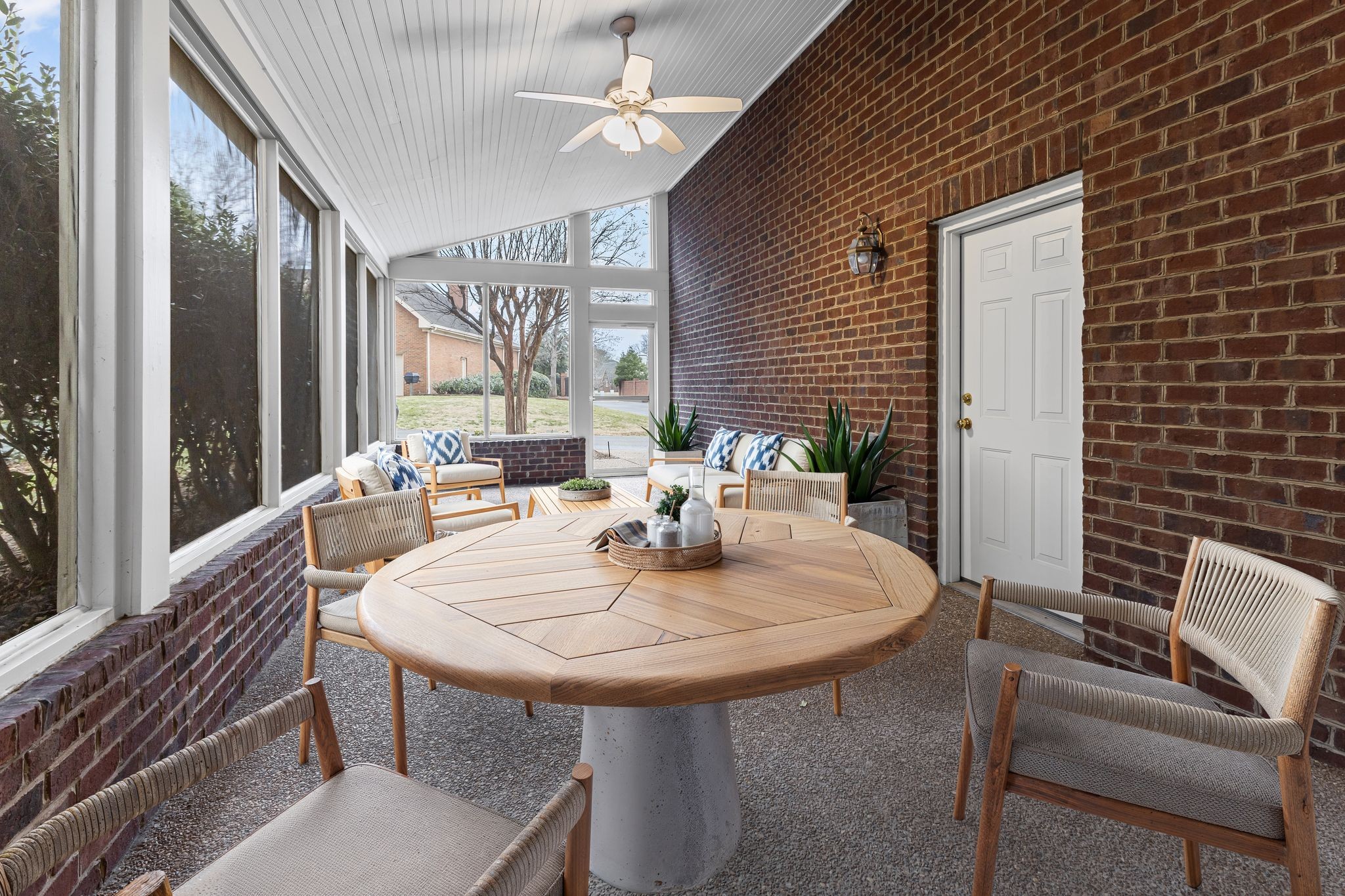 709 Overton Park