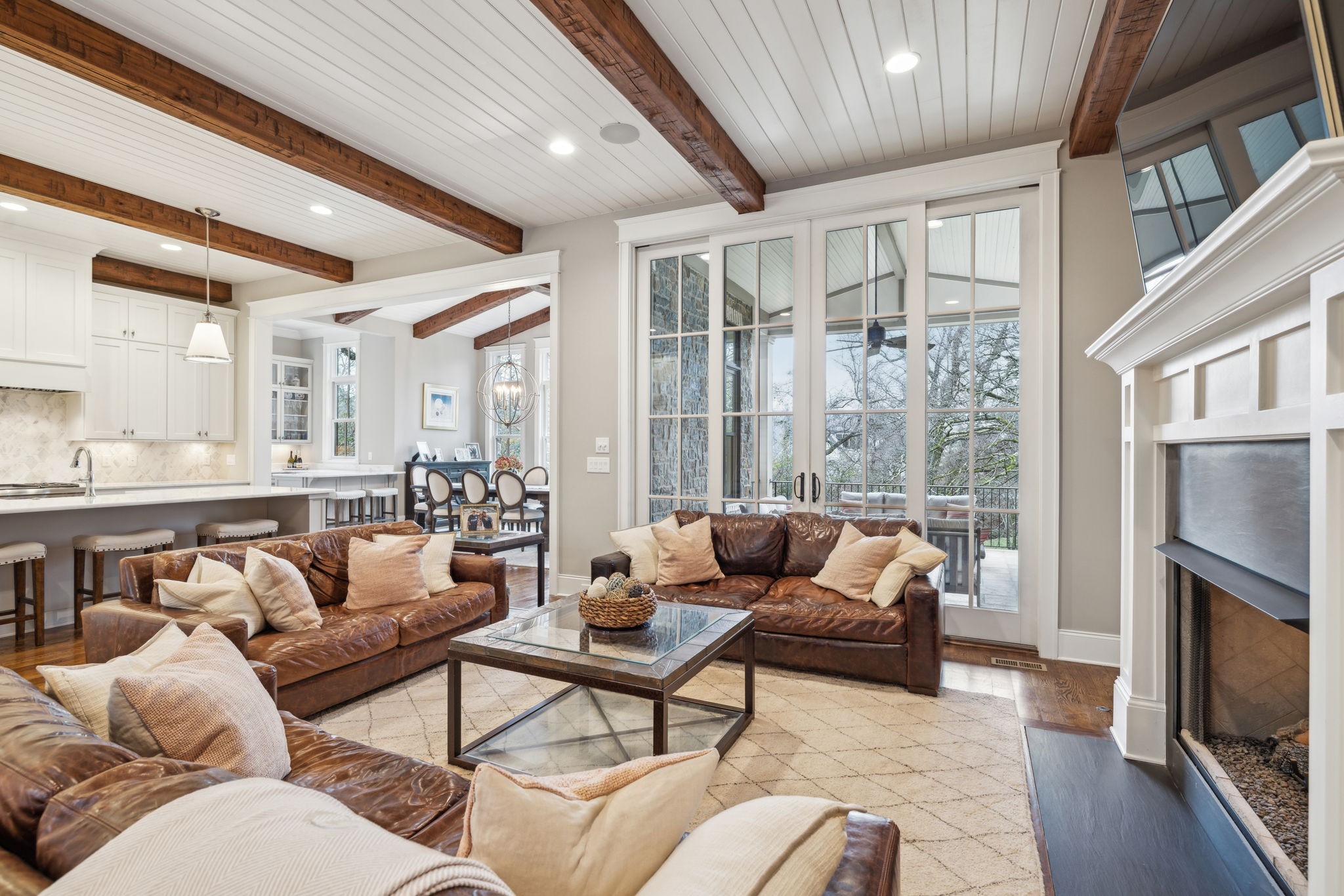 1606 Windy Ridge Dr