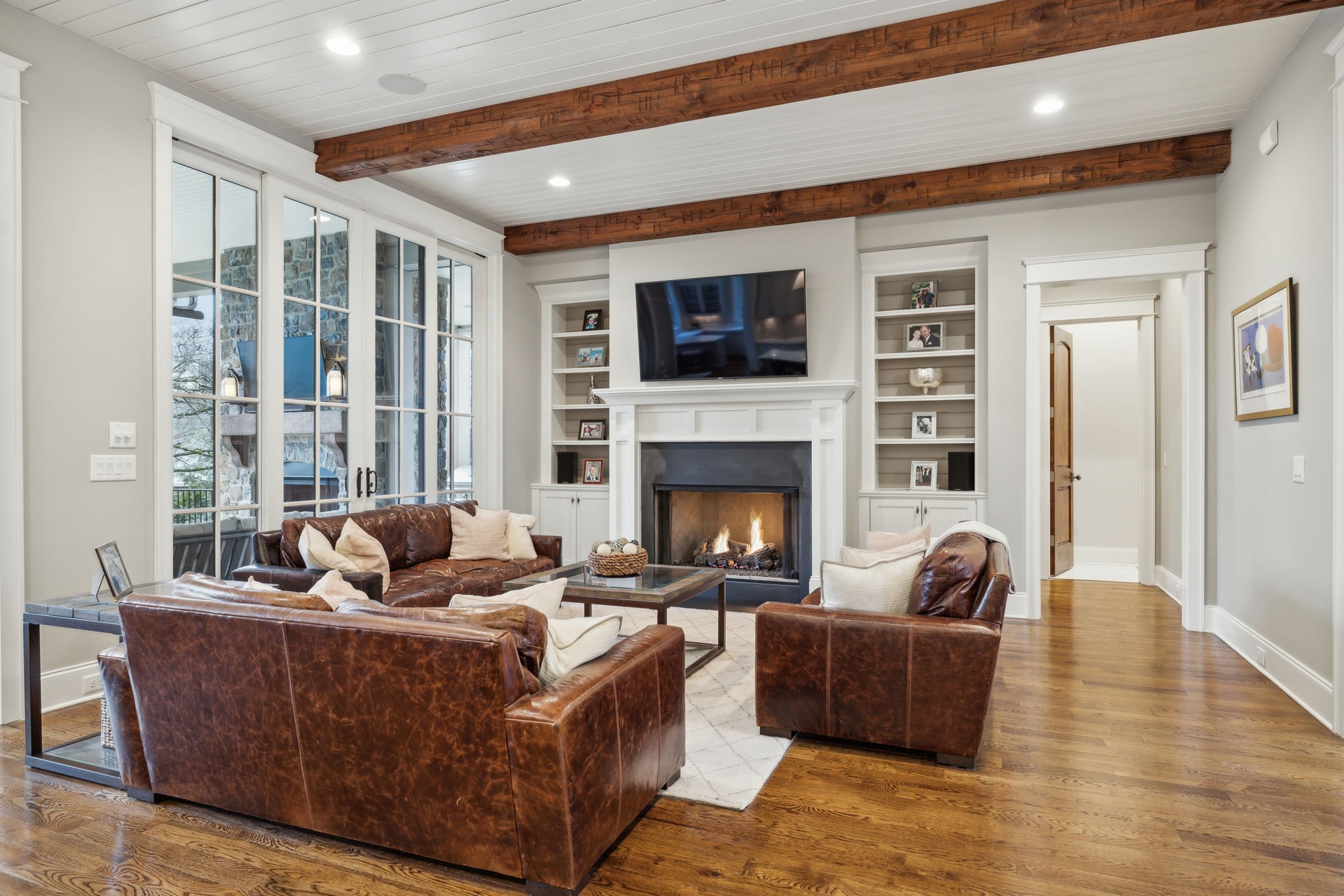 1606 Windy Ridge Dr