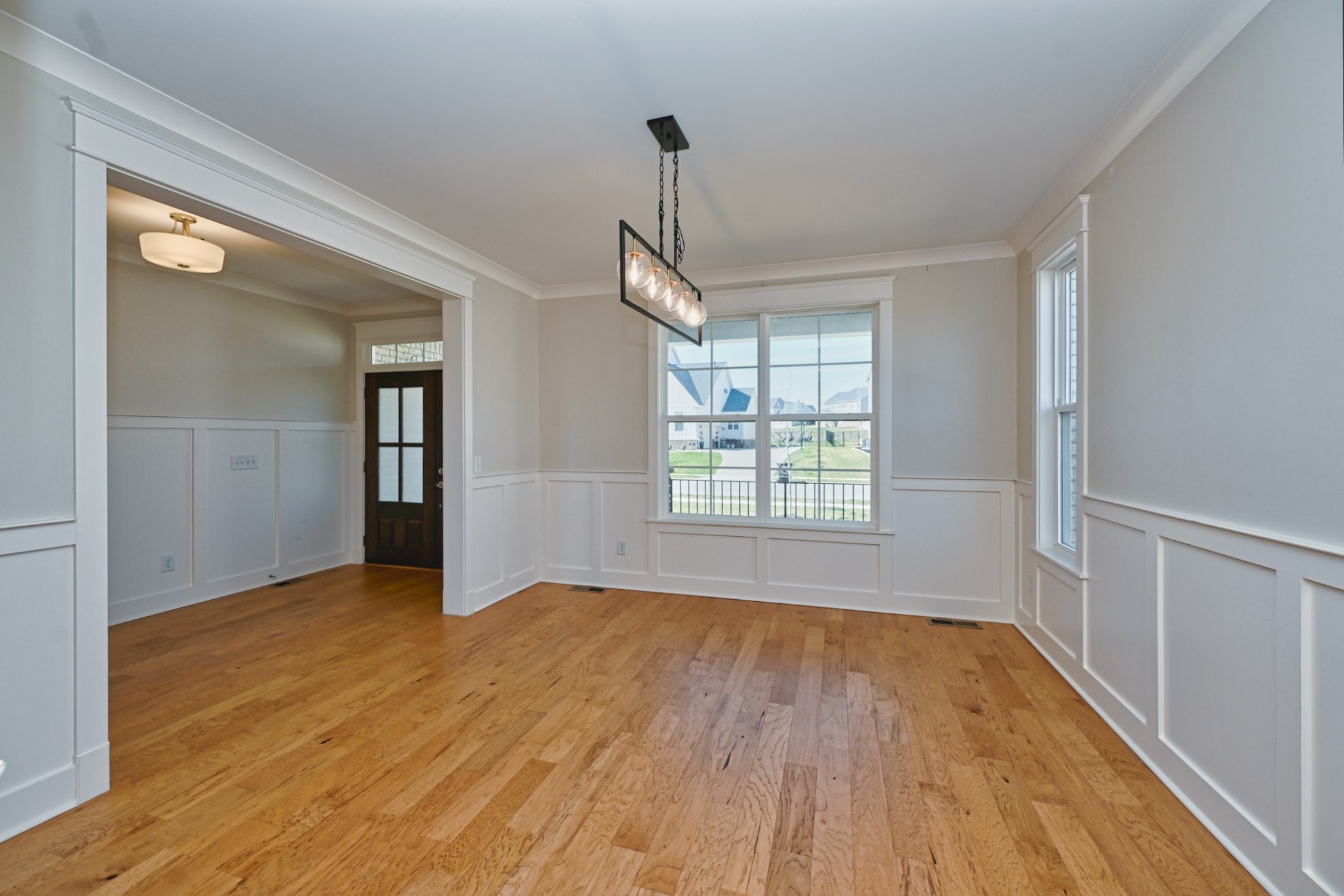 7077 Fiddlers Glen Dr