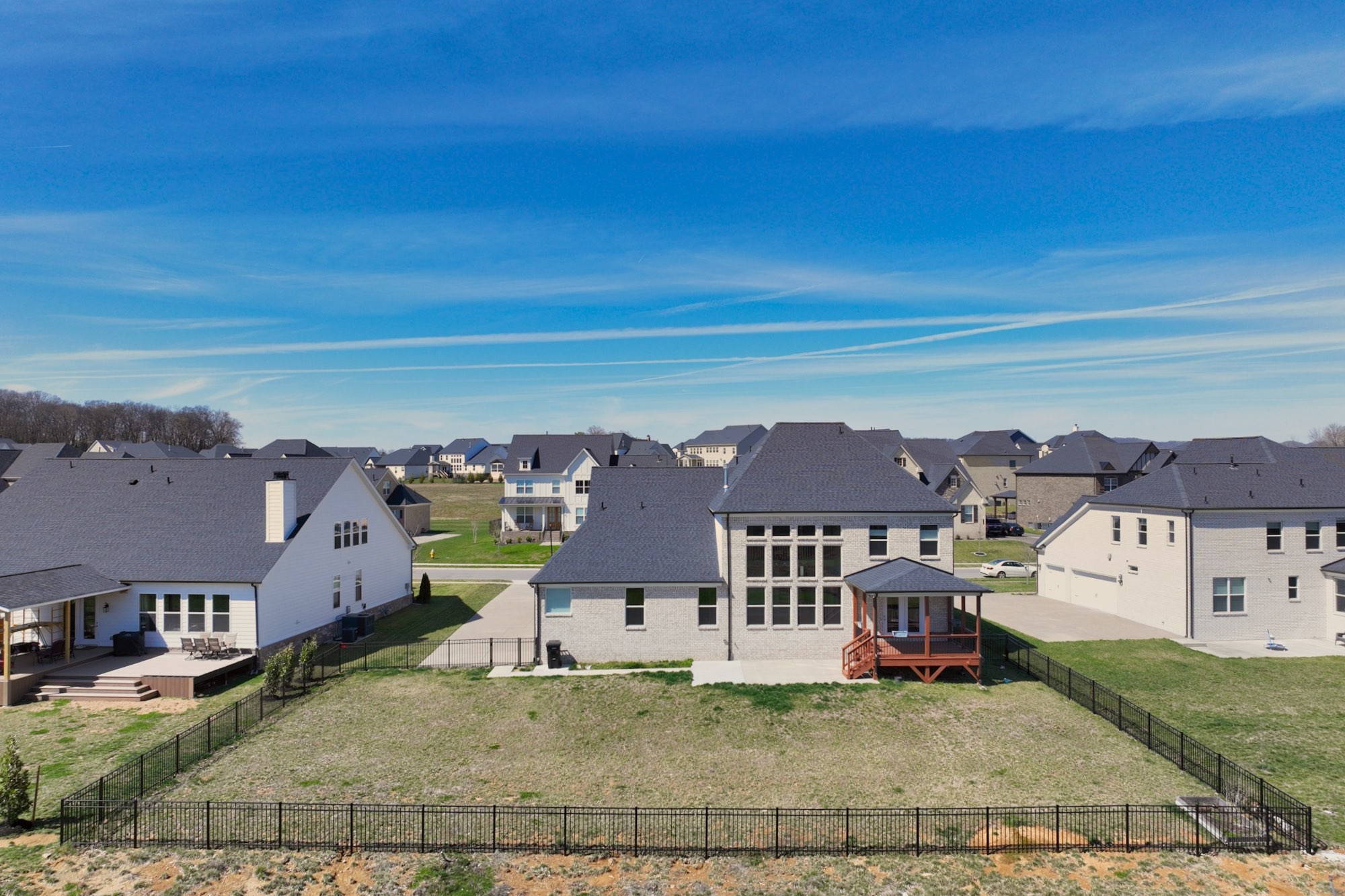 7077 Fiddlers Glen Dr
