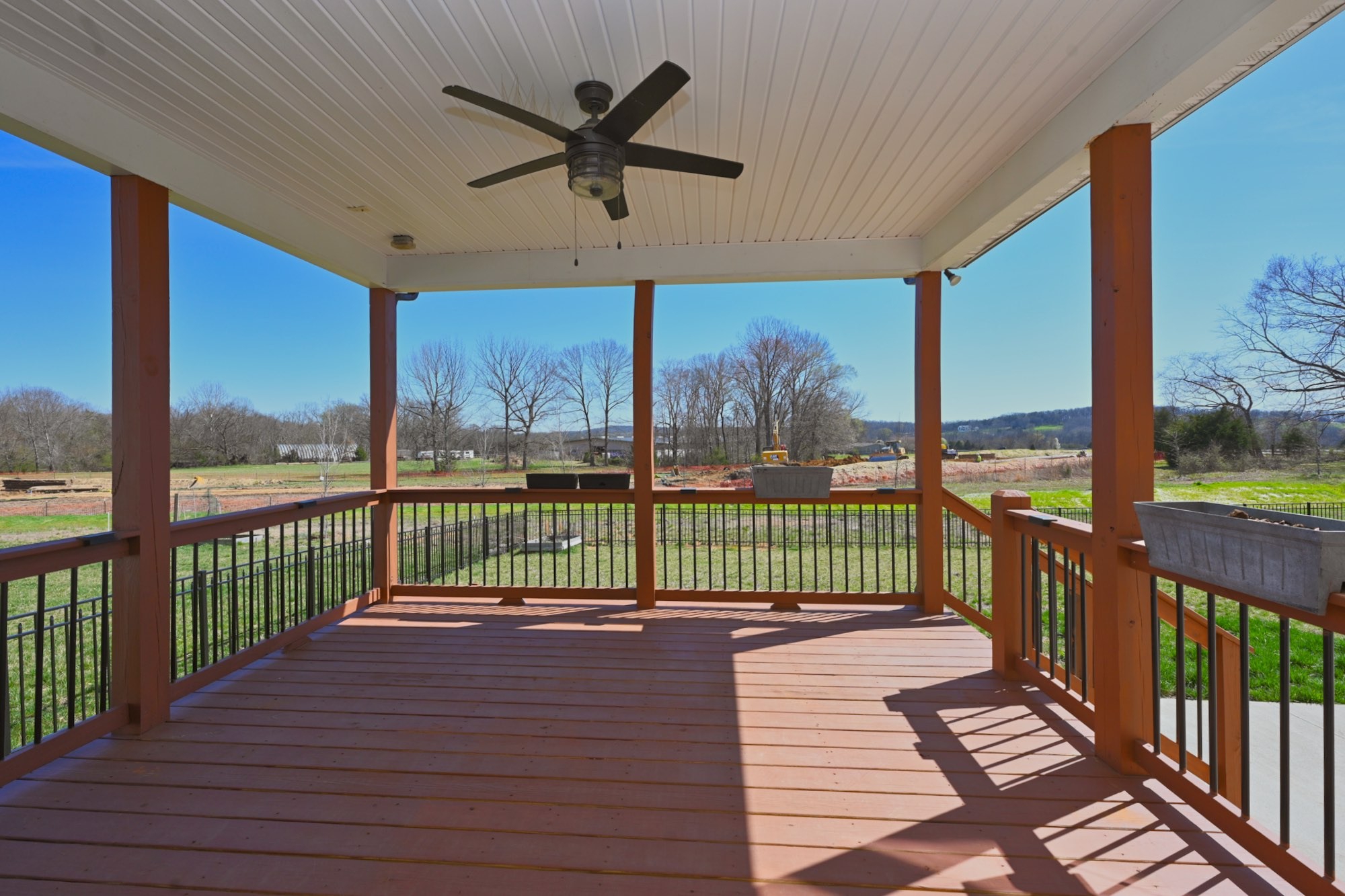 7077 Fiddlers Glen Dr