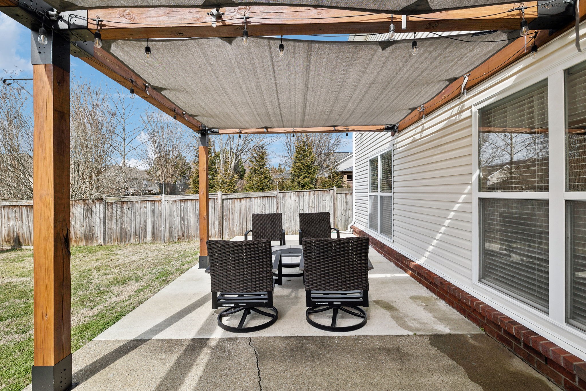 7029 Bridgeport Dr