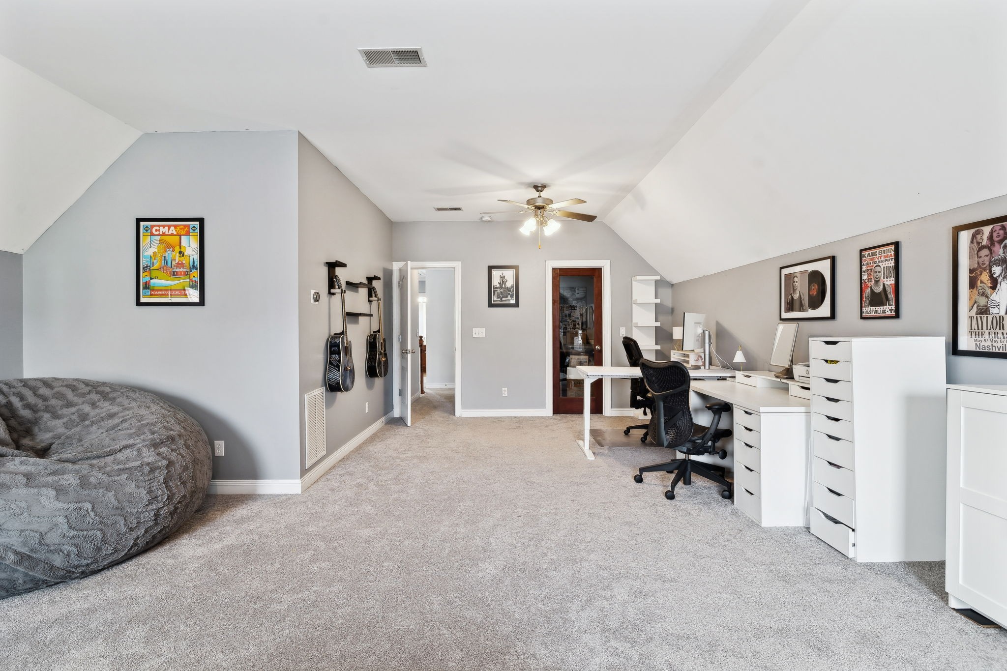 7029 Bridgeport Dr