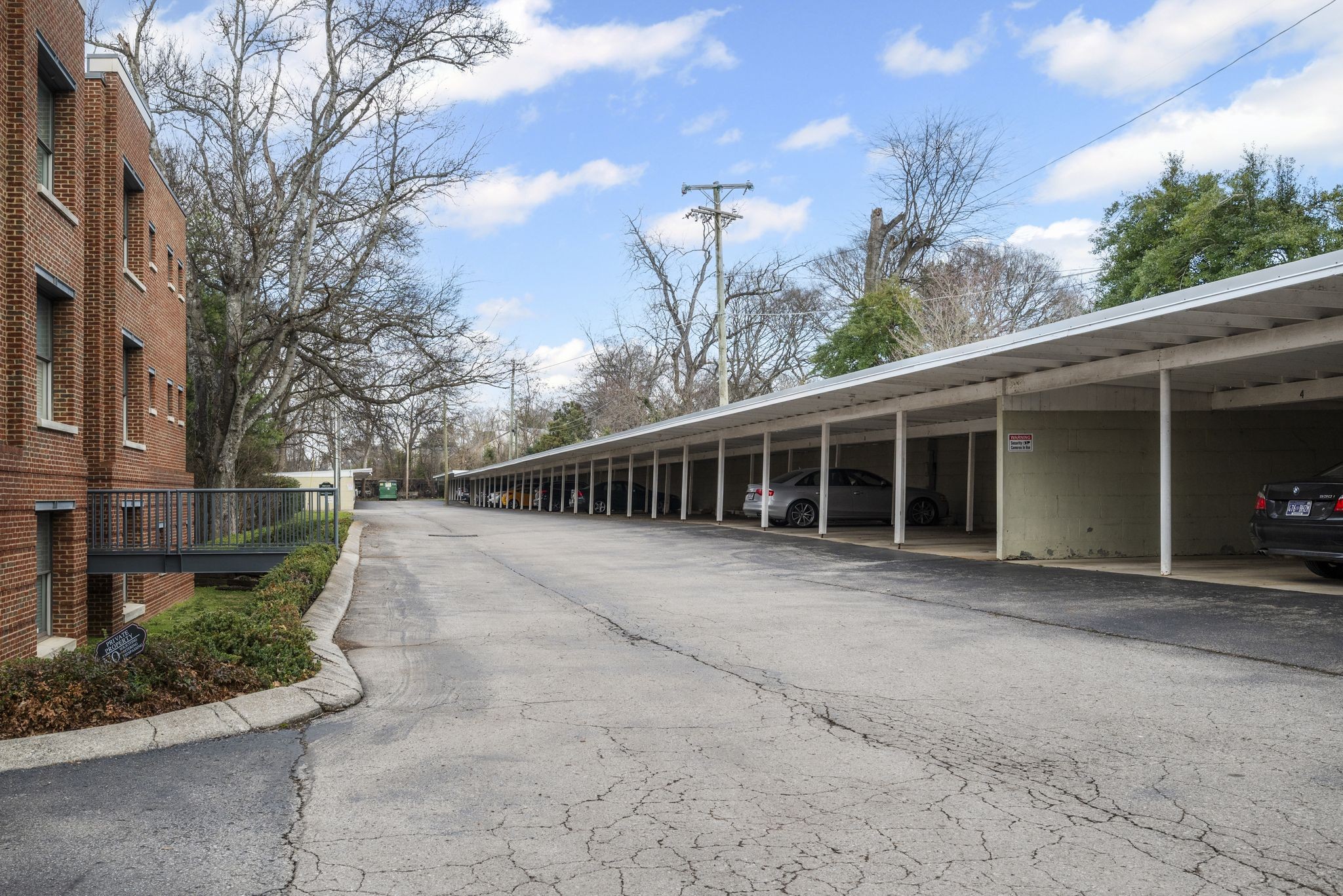 4040 Woodlawn Dr Unit: 20