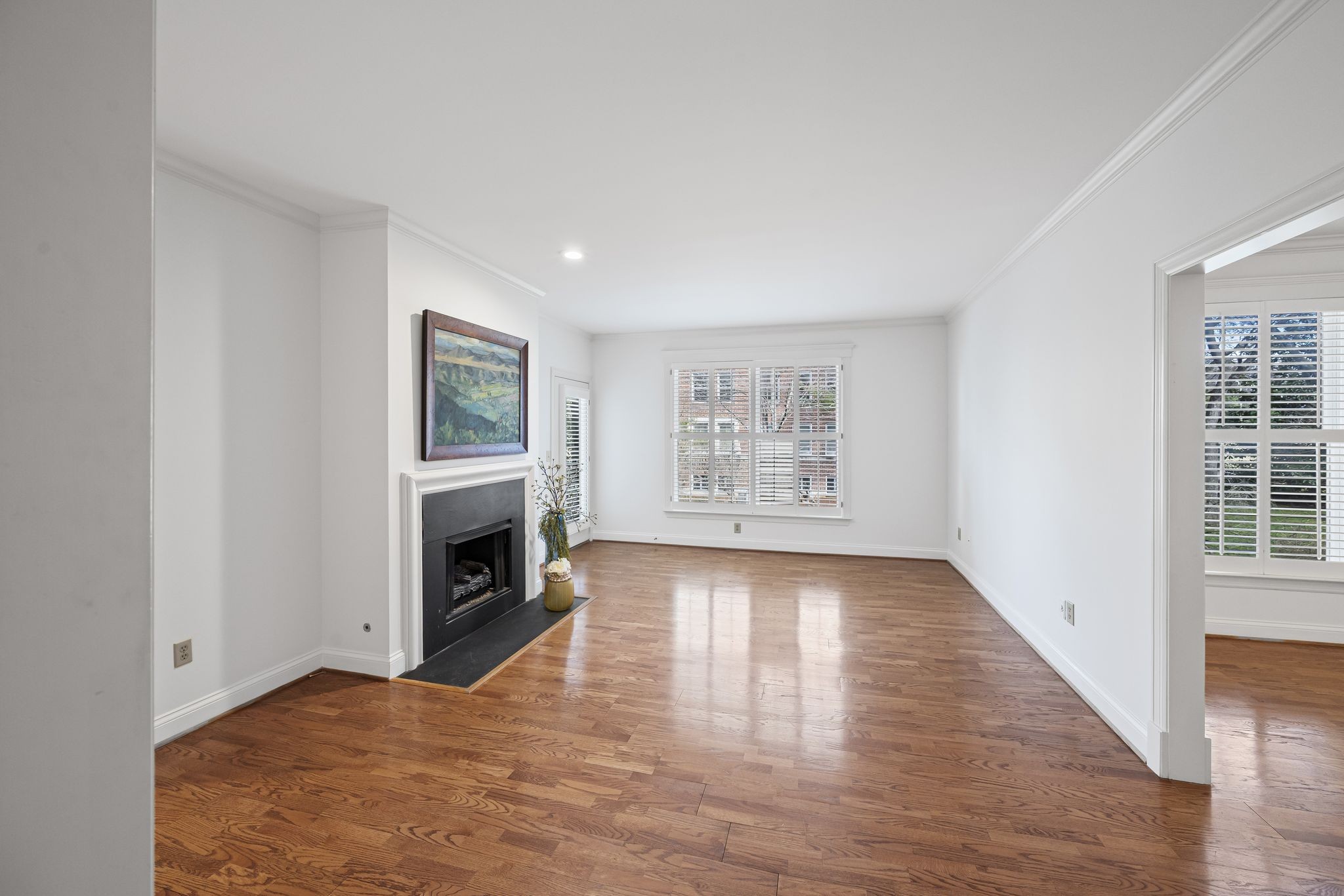 4040 Woodlawn Dr Unit: 20