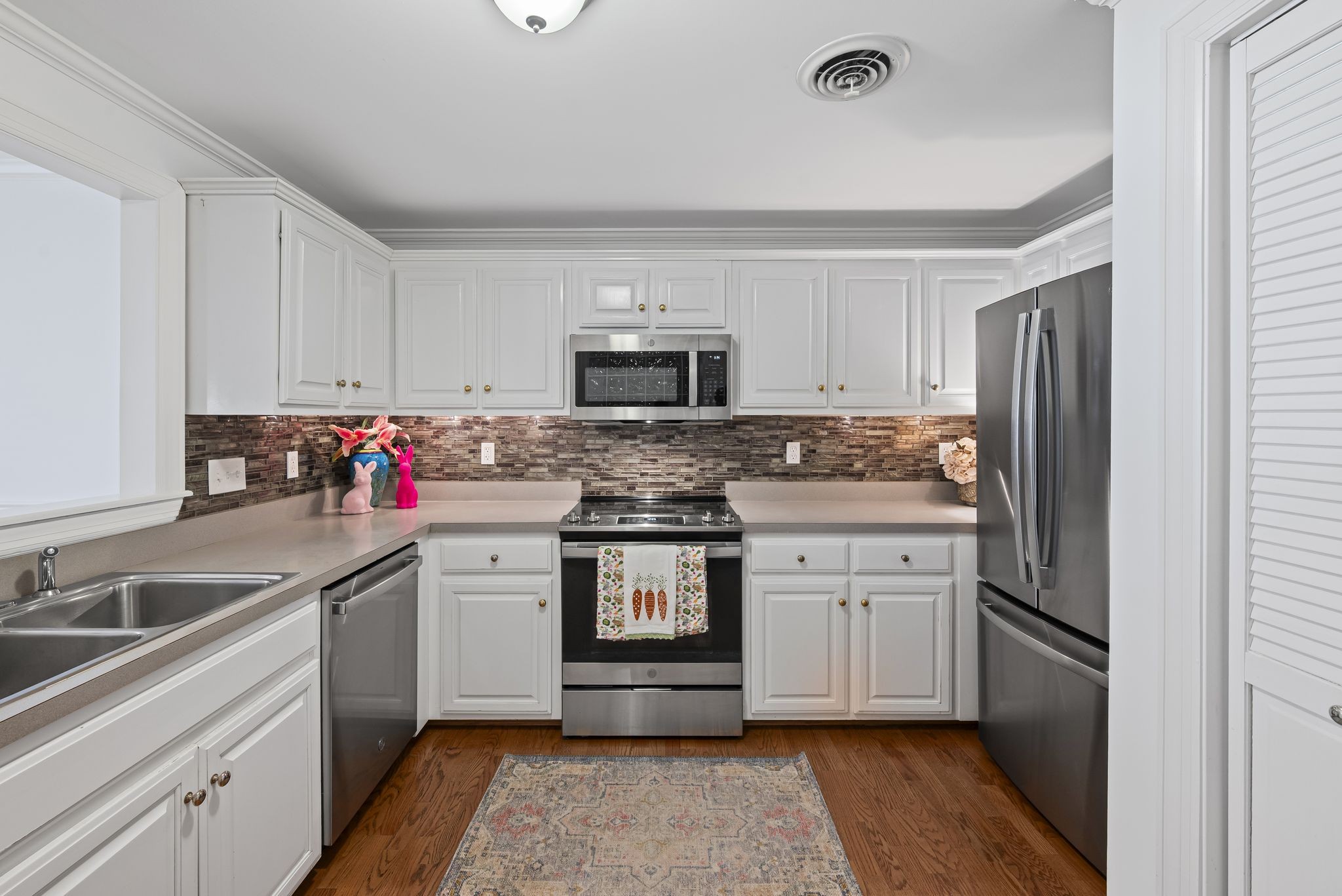 4040 Woodlawn Dr Unit: 20