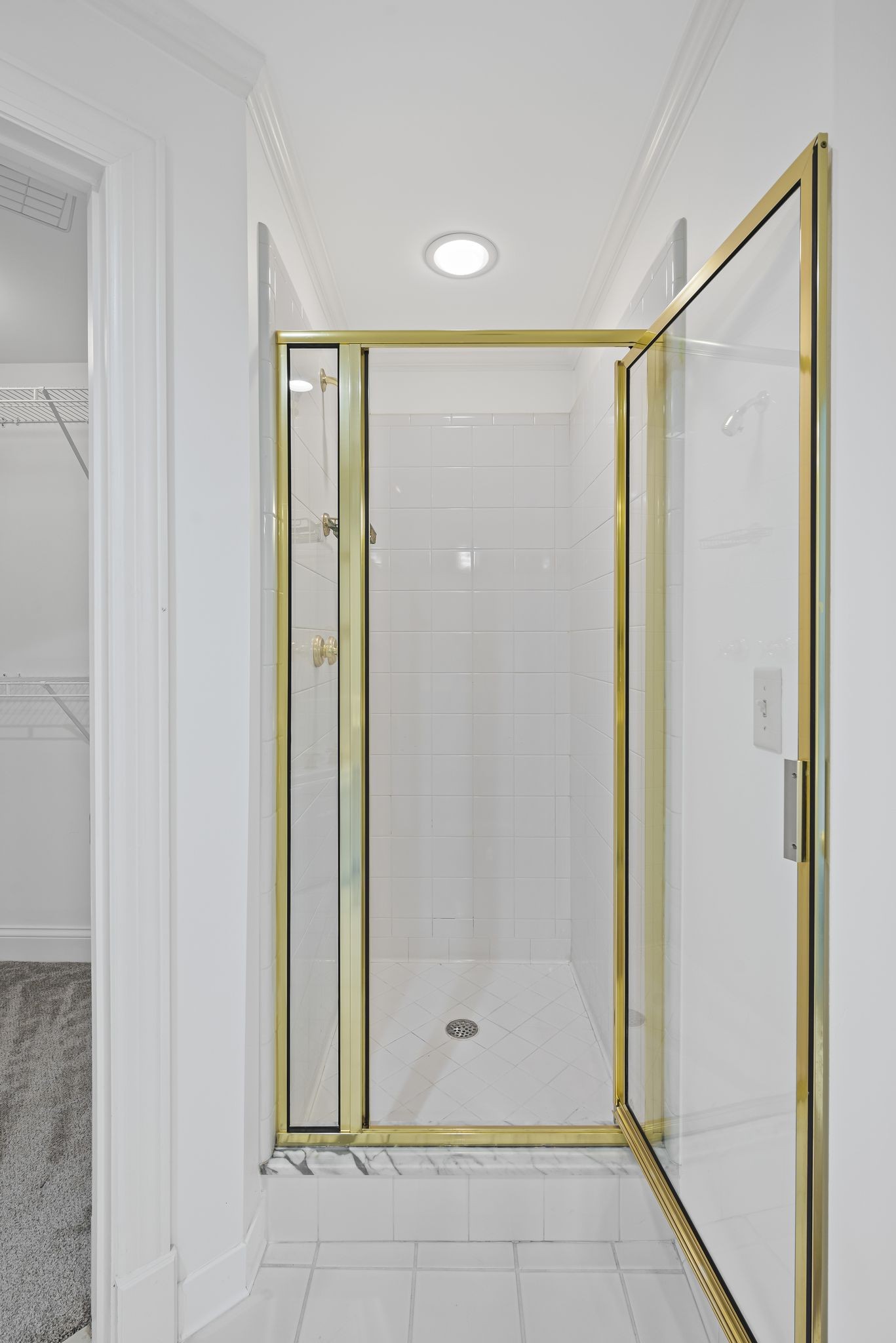 4040 Woodlawn Dr Unit: 20