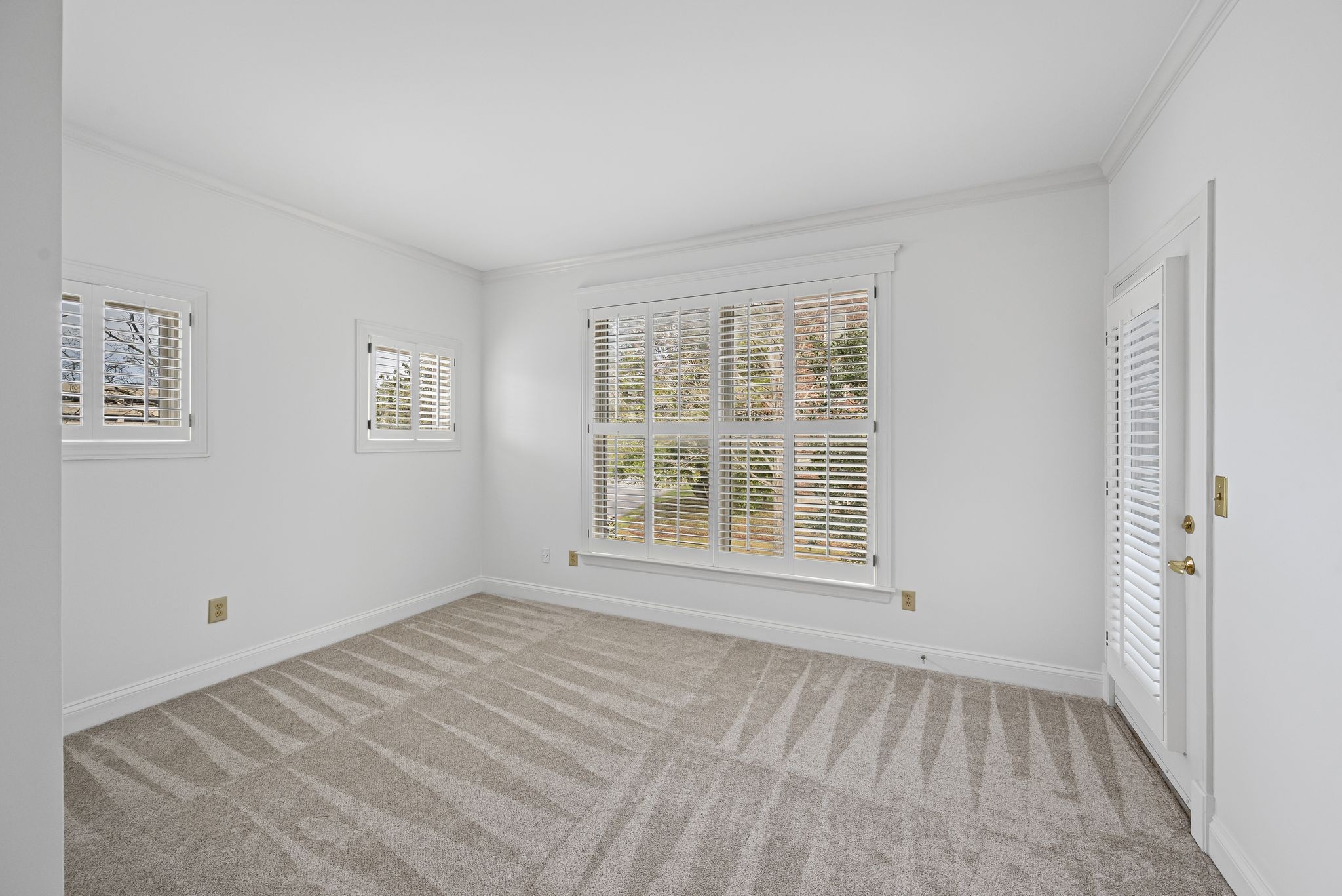 4040 Woodlawn Dr Unit: 20