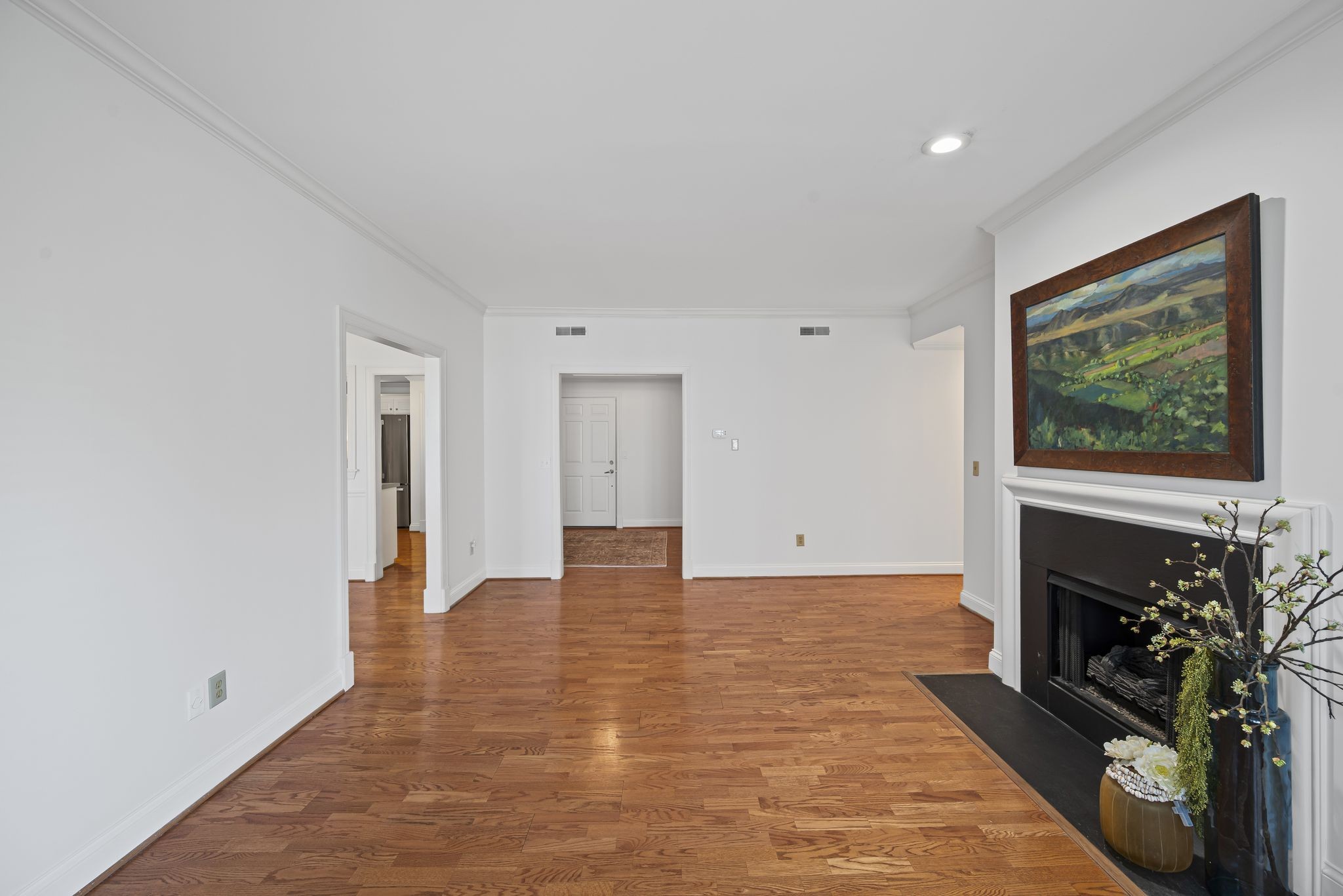 4040 Woodlawn Dr Unit: 20