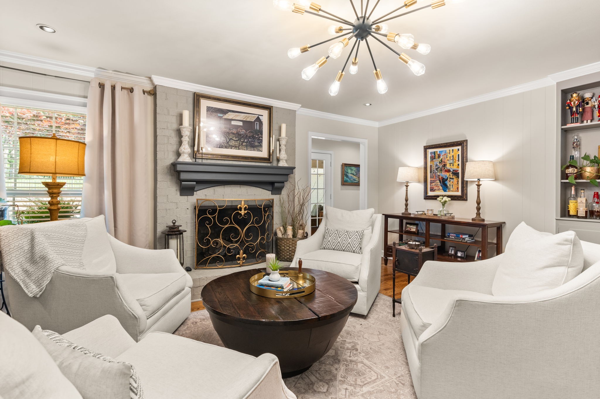 506 Clematis Dr
