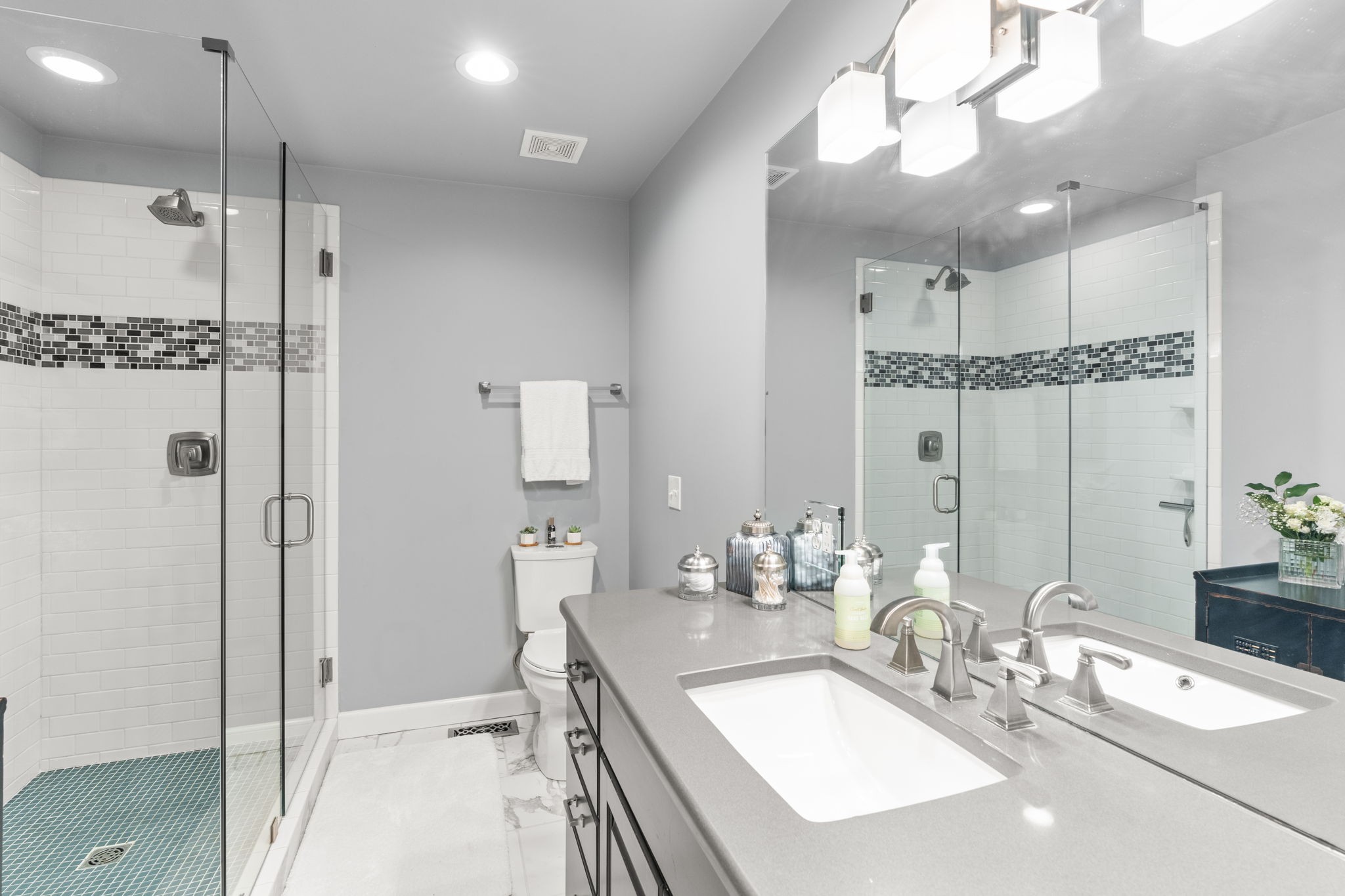 506 Clematis Dr
