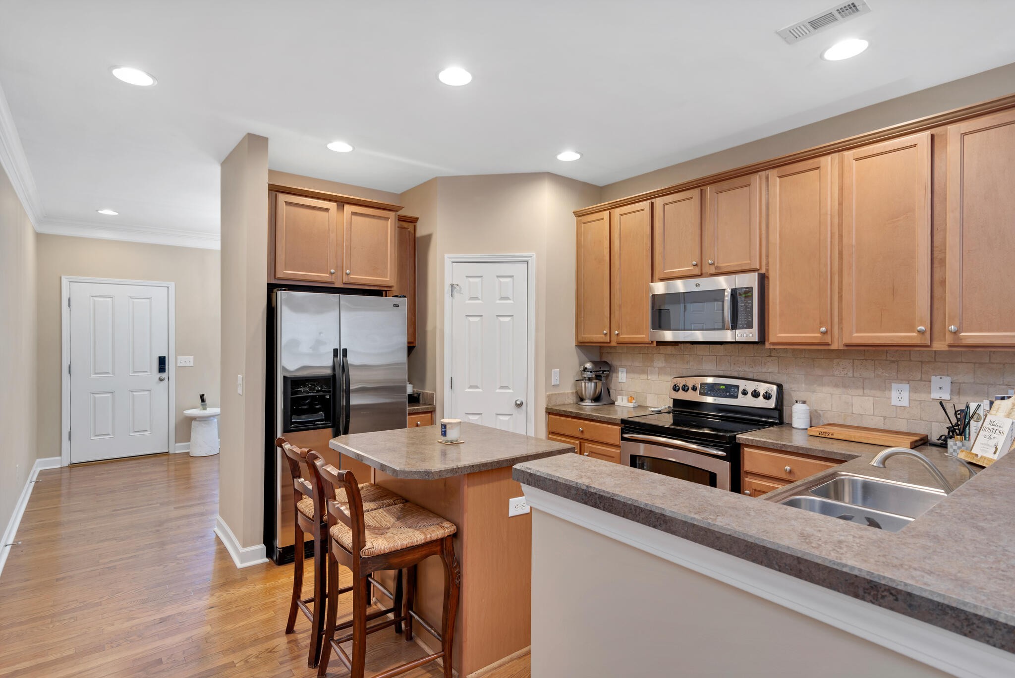 7511 Kemberton Court