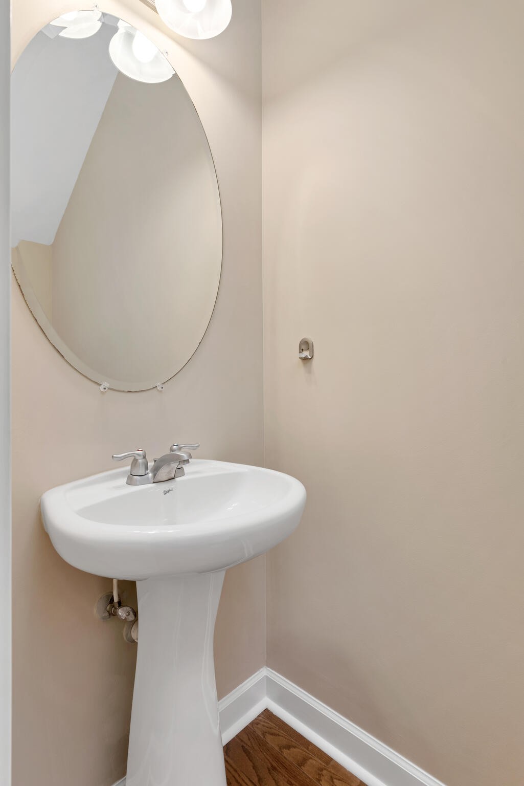 7511 Kemberton Court