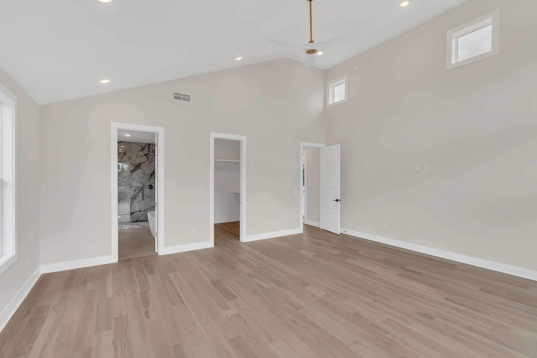 1025 Preston Dr