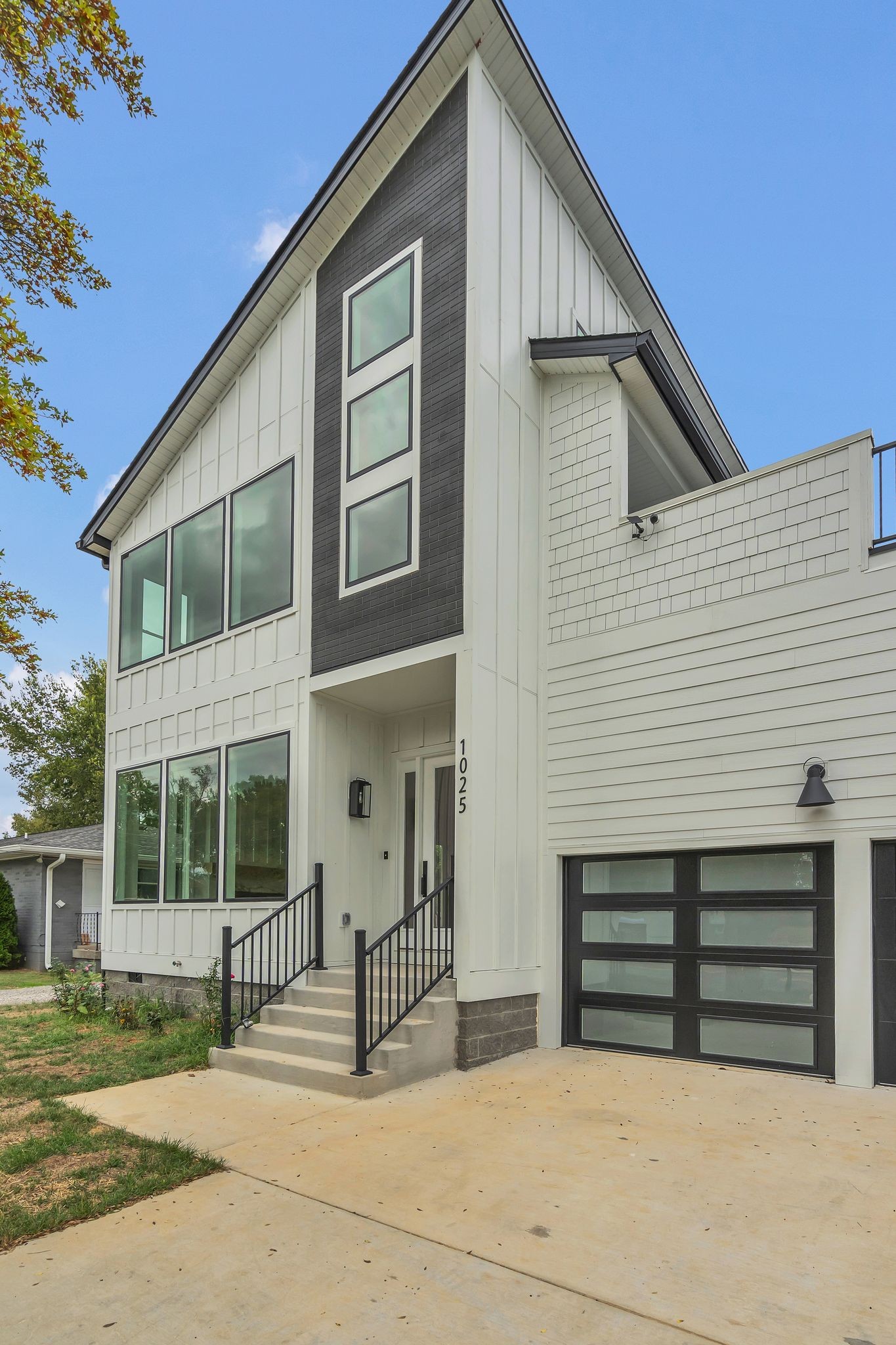 1025 Preston Dr