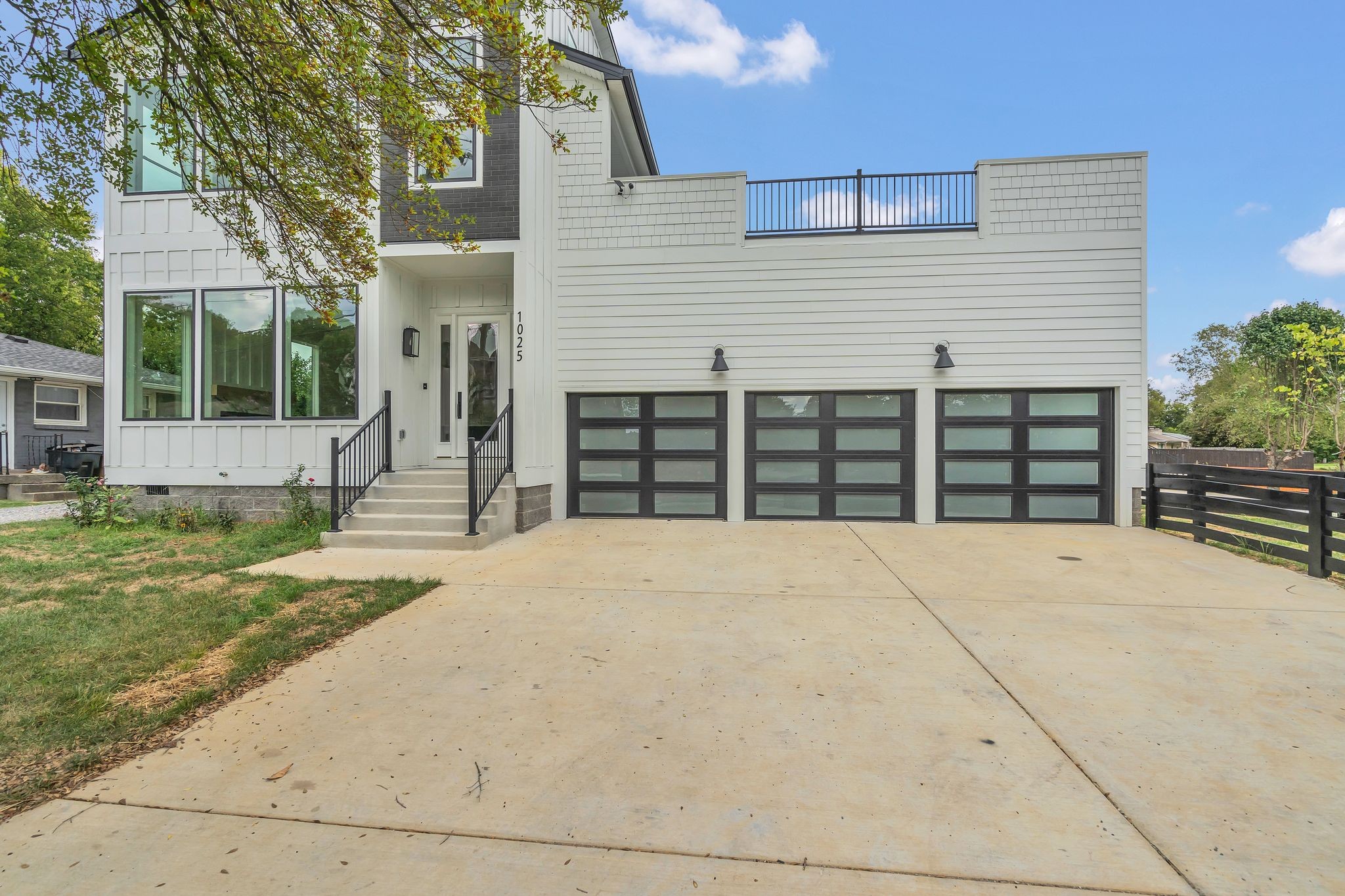 1025 Preston Dr