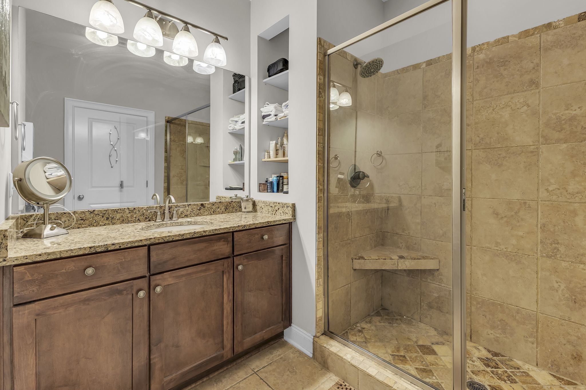 2112 Acklen Ave Unit: 201