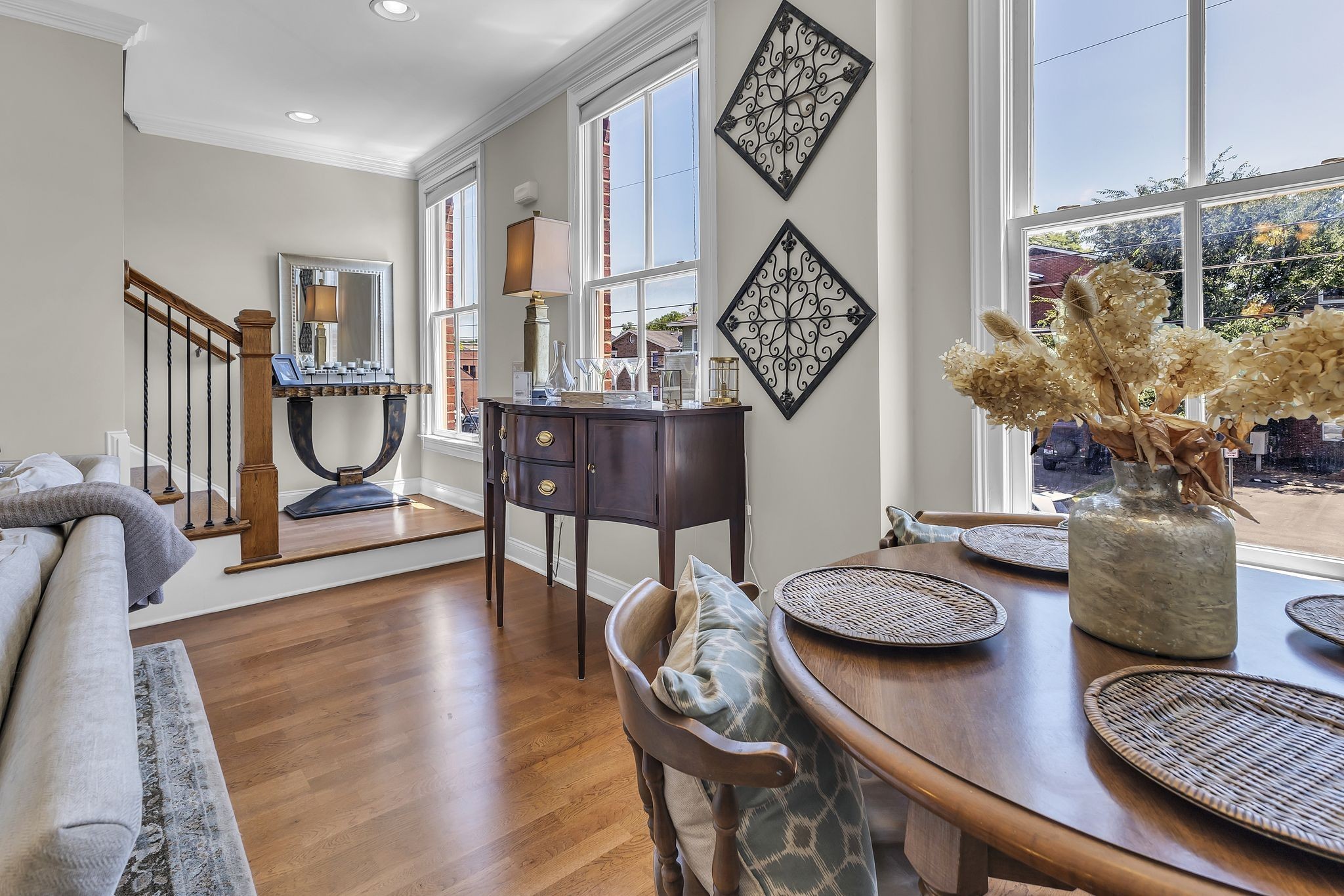 2112 Acklen Ave Unit: 201