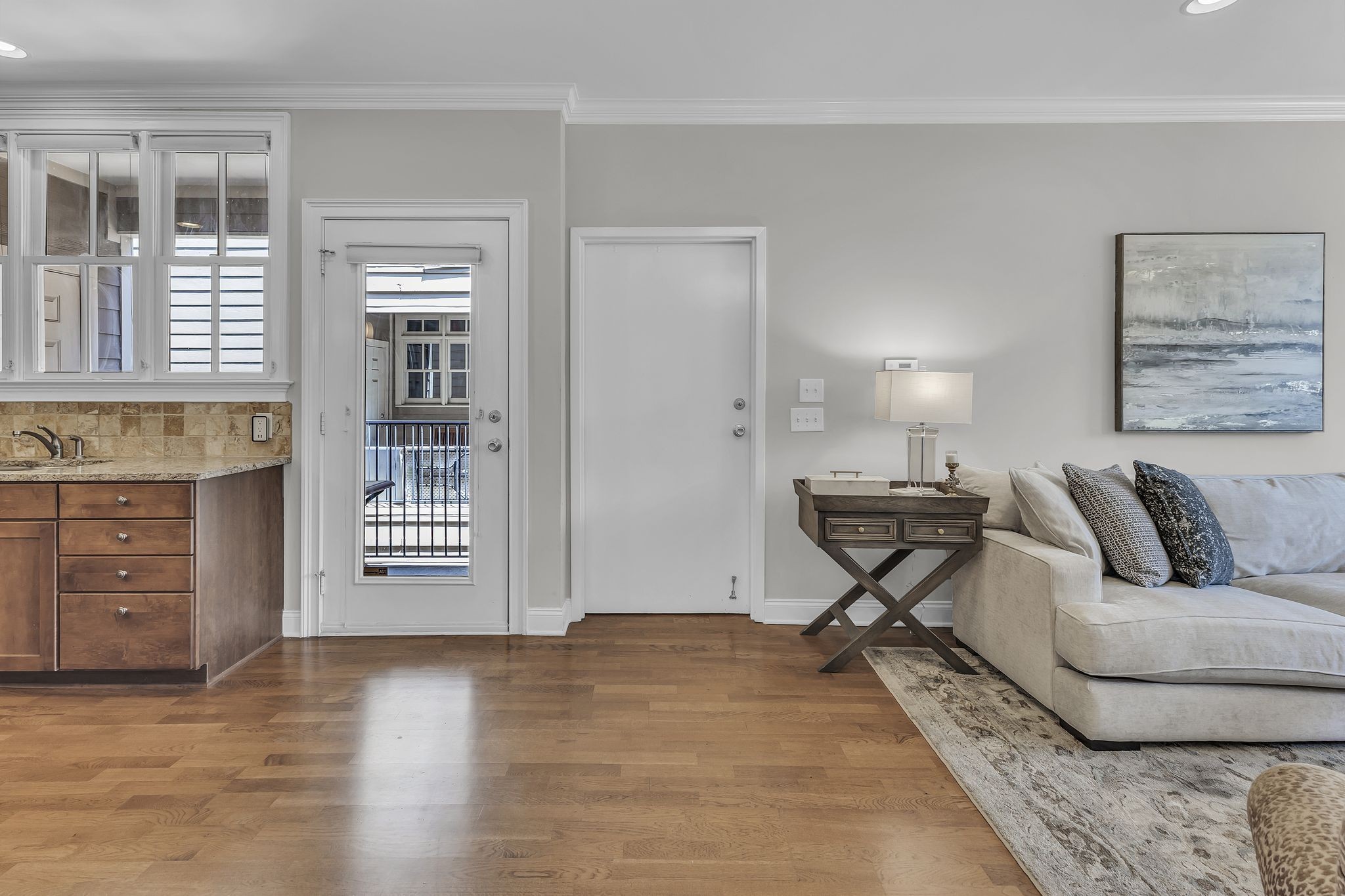 2112 Acklen Ave Unit: 201