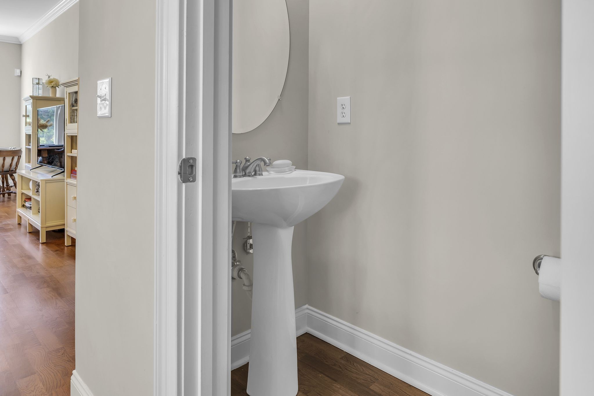 2112 Acklen Ave Unit: 201