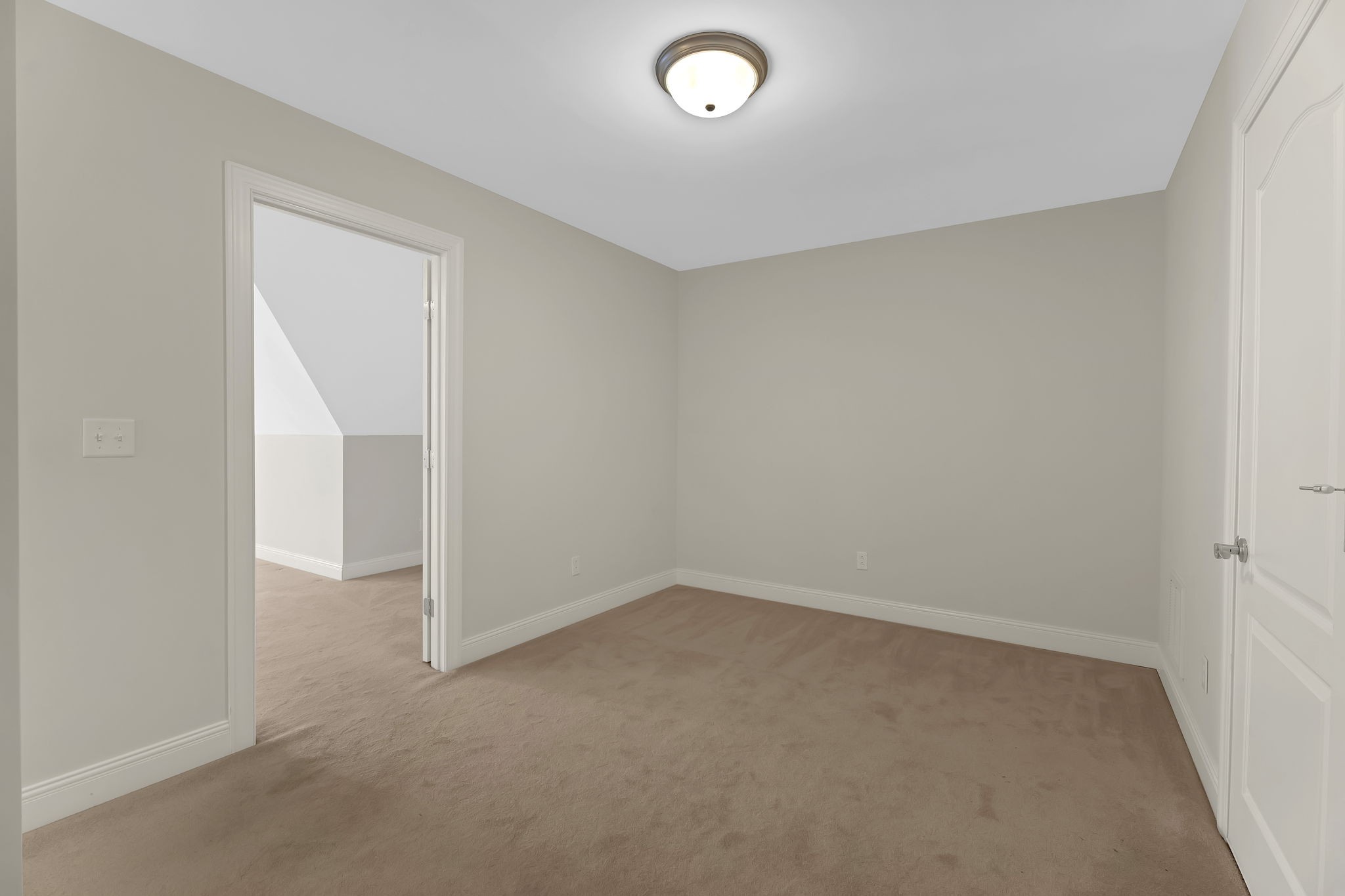 8036 Charlotte Pike