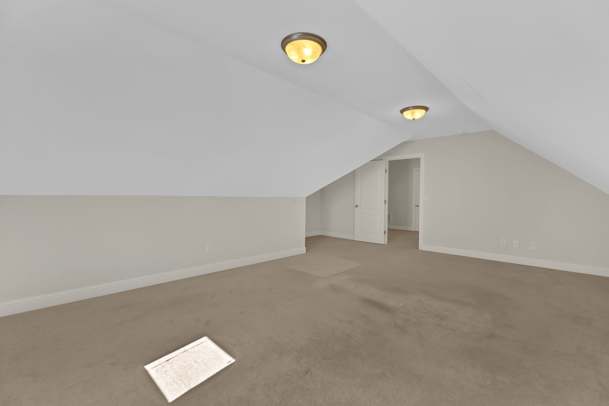 8036 Charlotte Pike