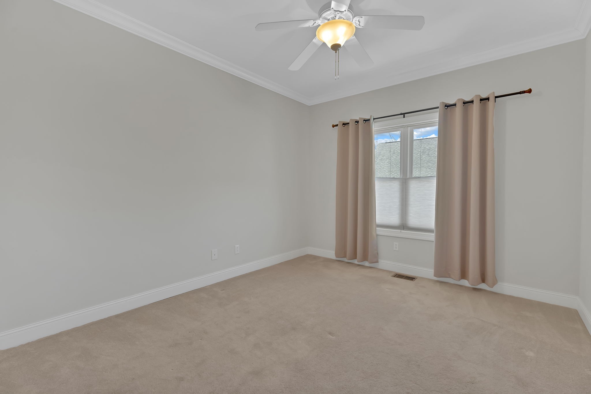 8036 Charlotte Pike