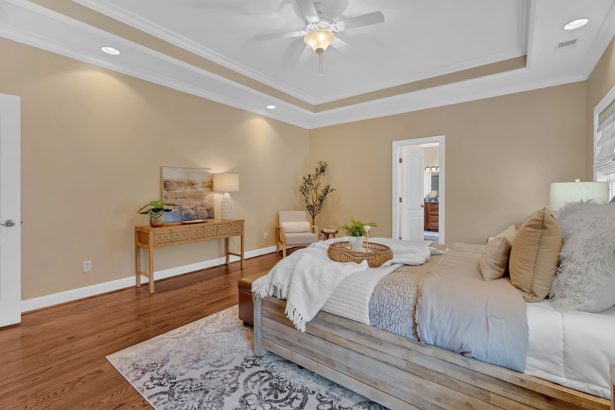 8036 Charlotte Pike