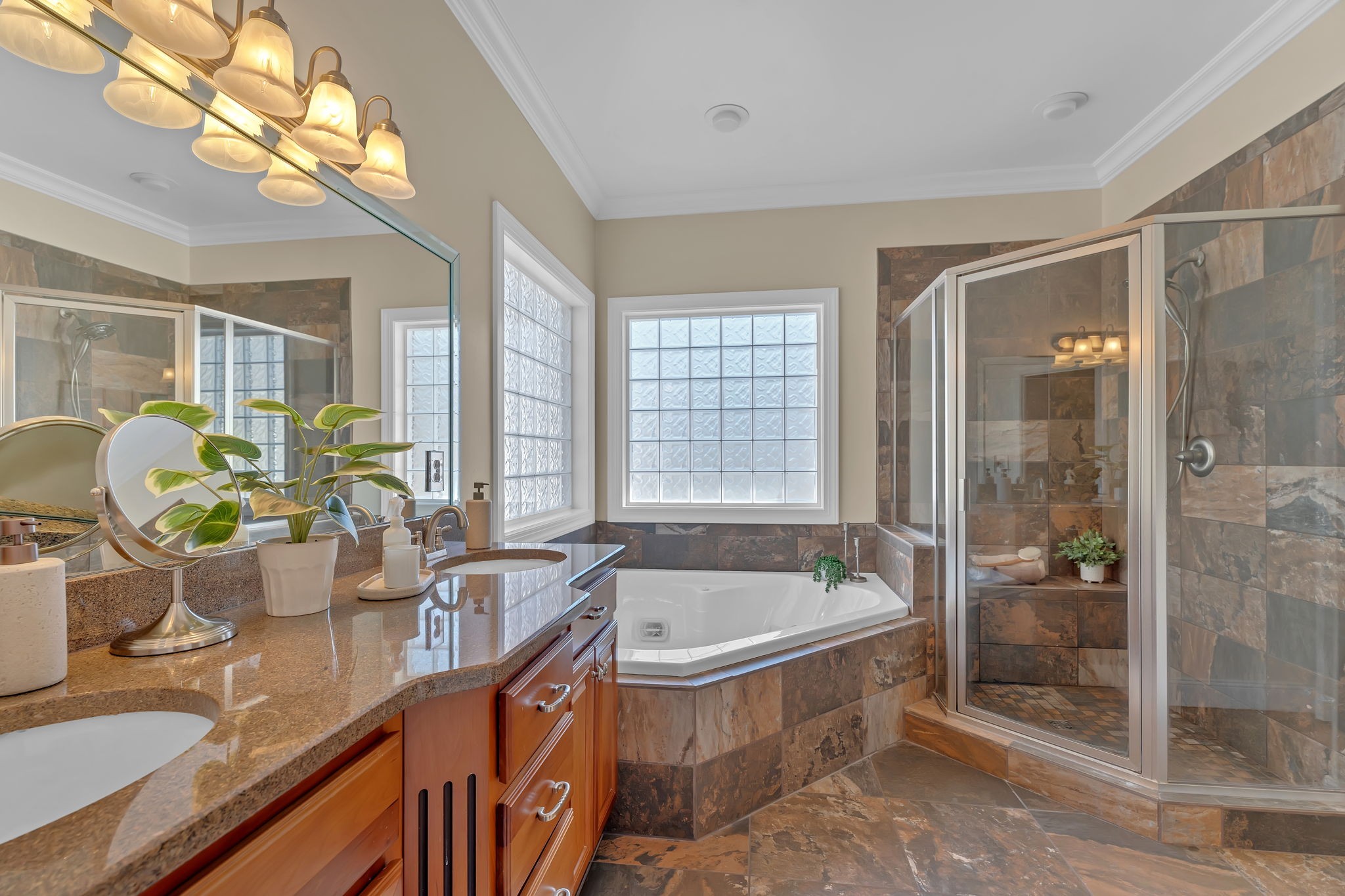 8036 Charlotte Pike