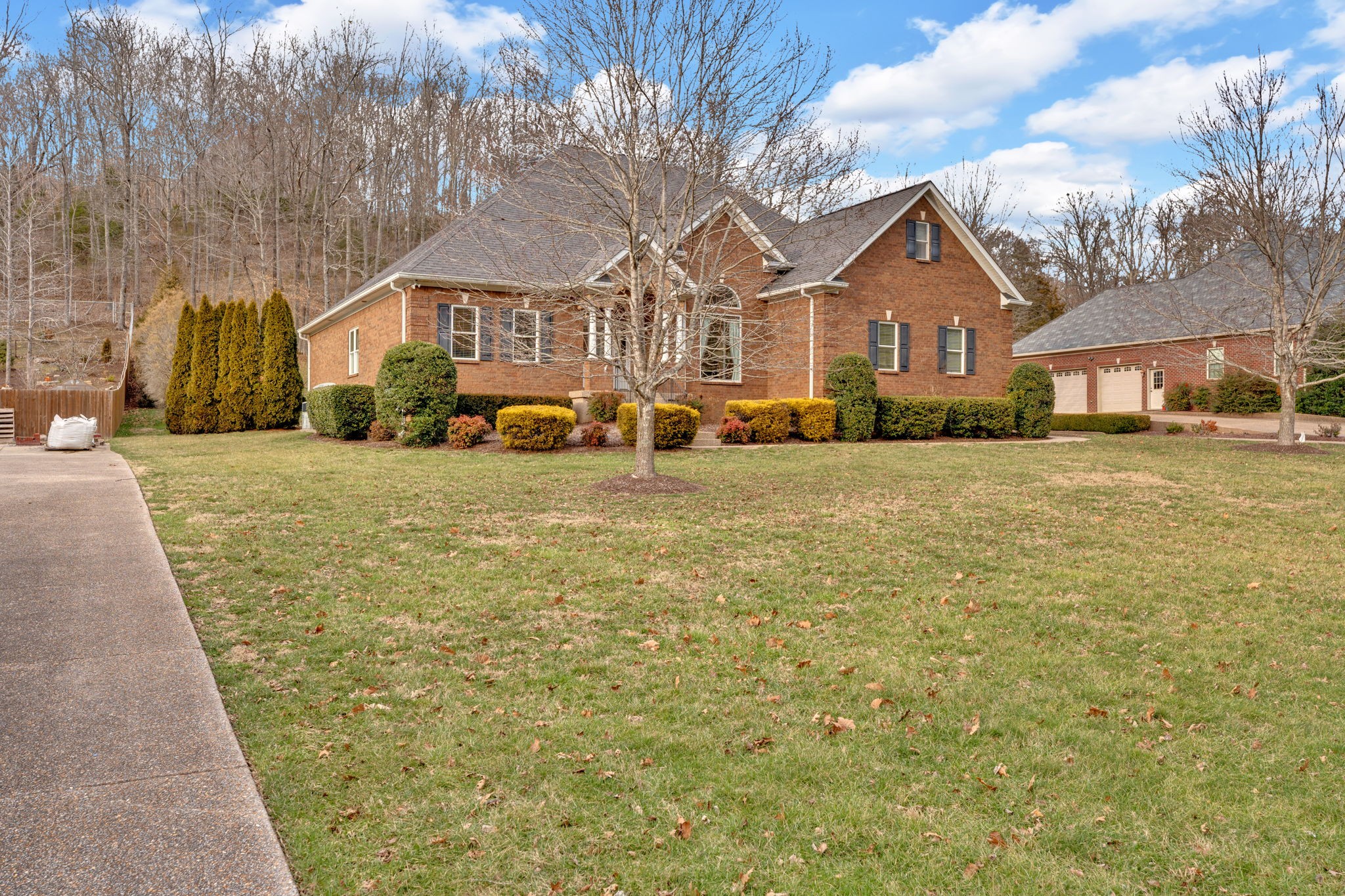 8036 Charlotte Pike