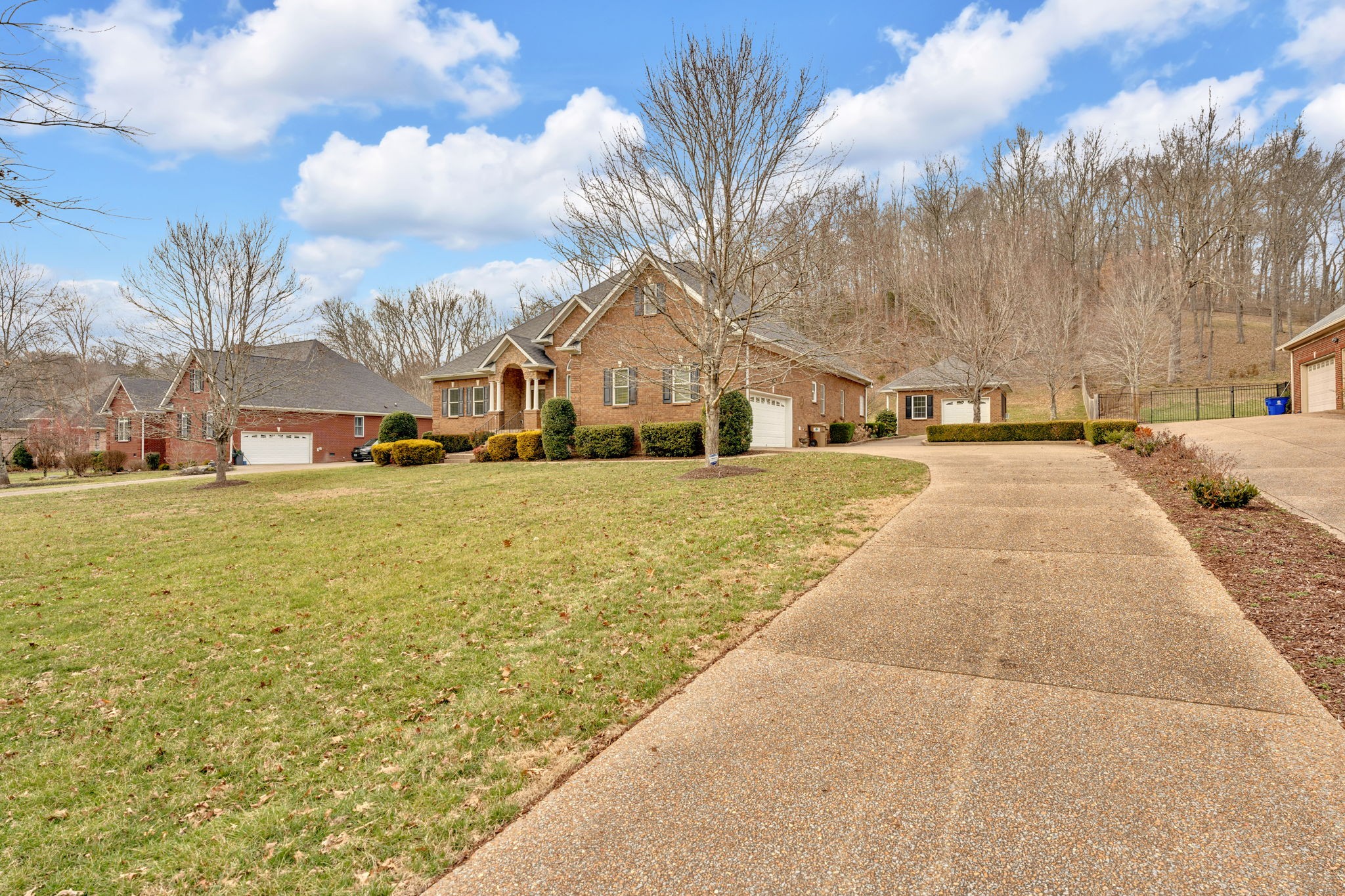 8036 Charlotte Pike