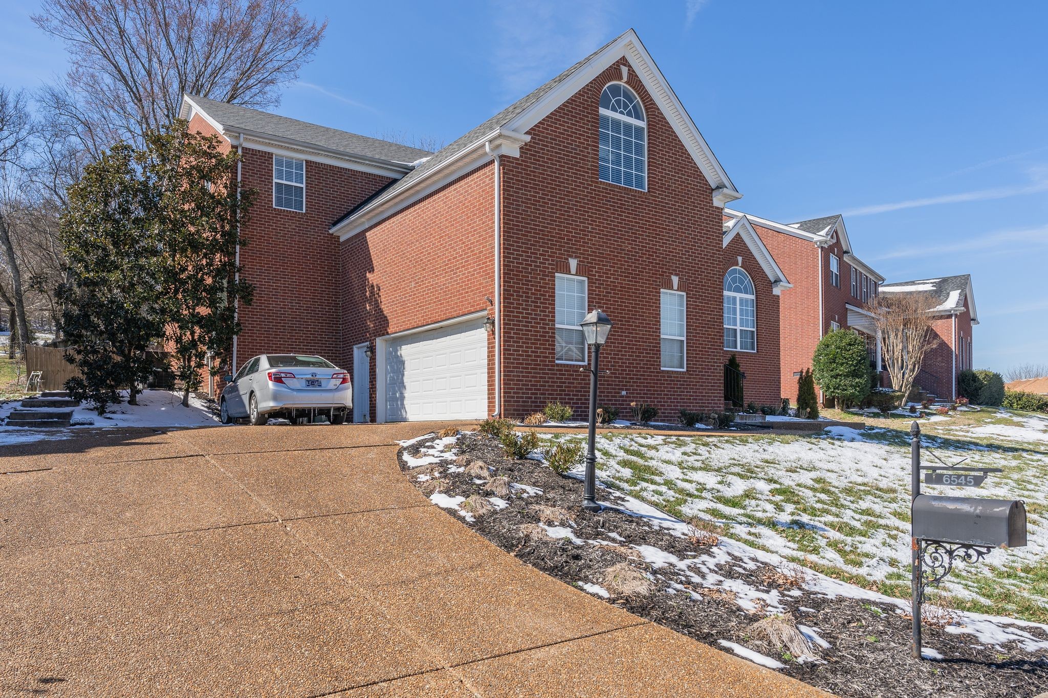 6545 Banbury Crossing