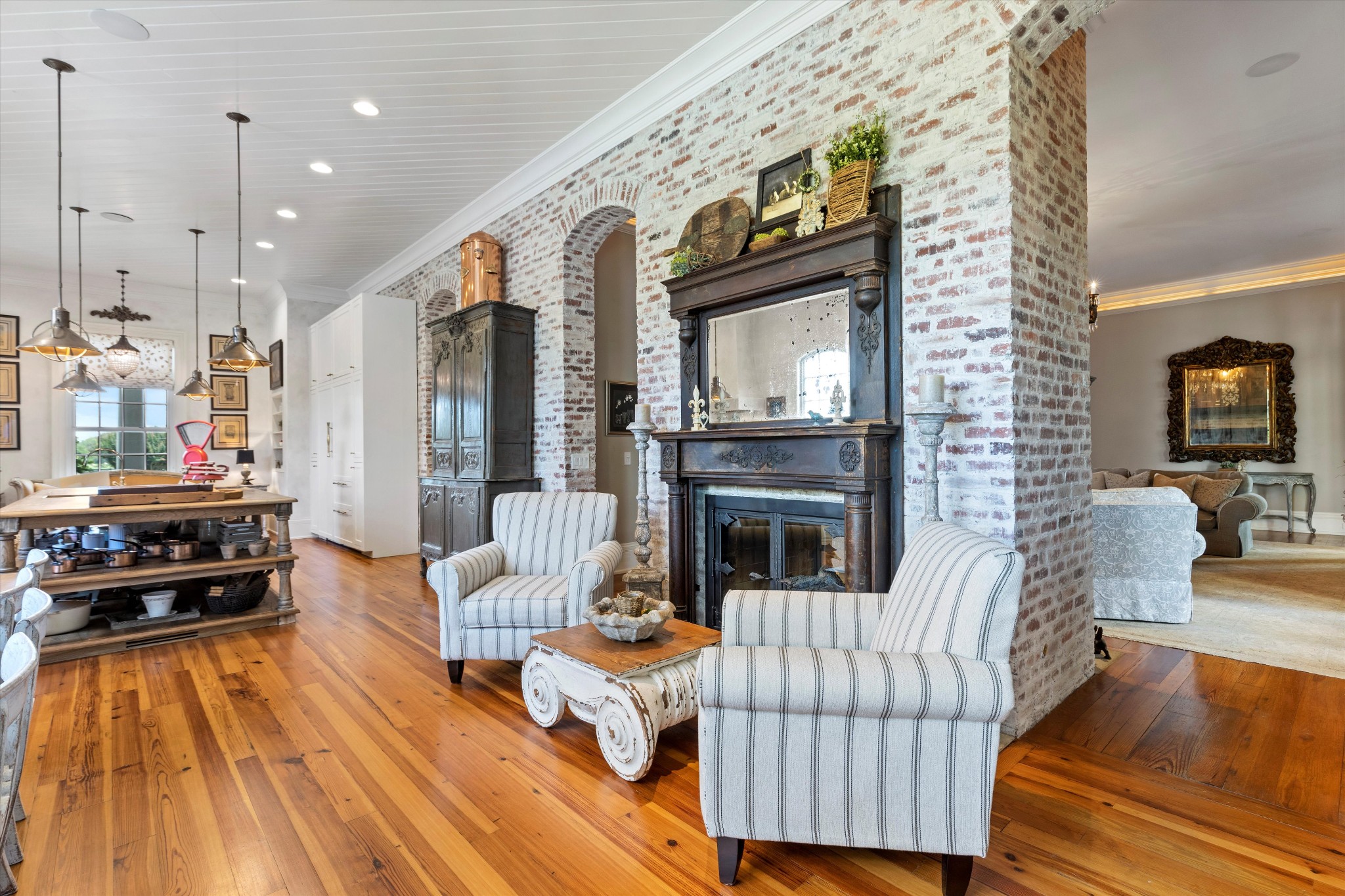 5102 Pickney Dr